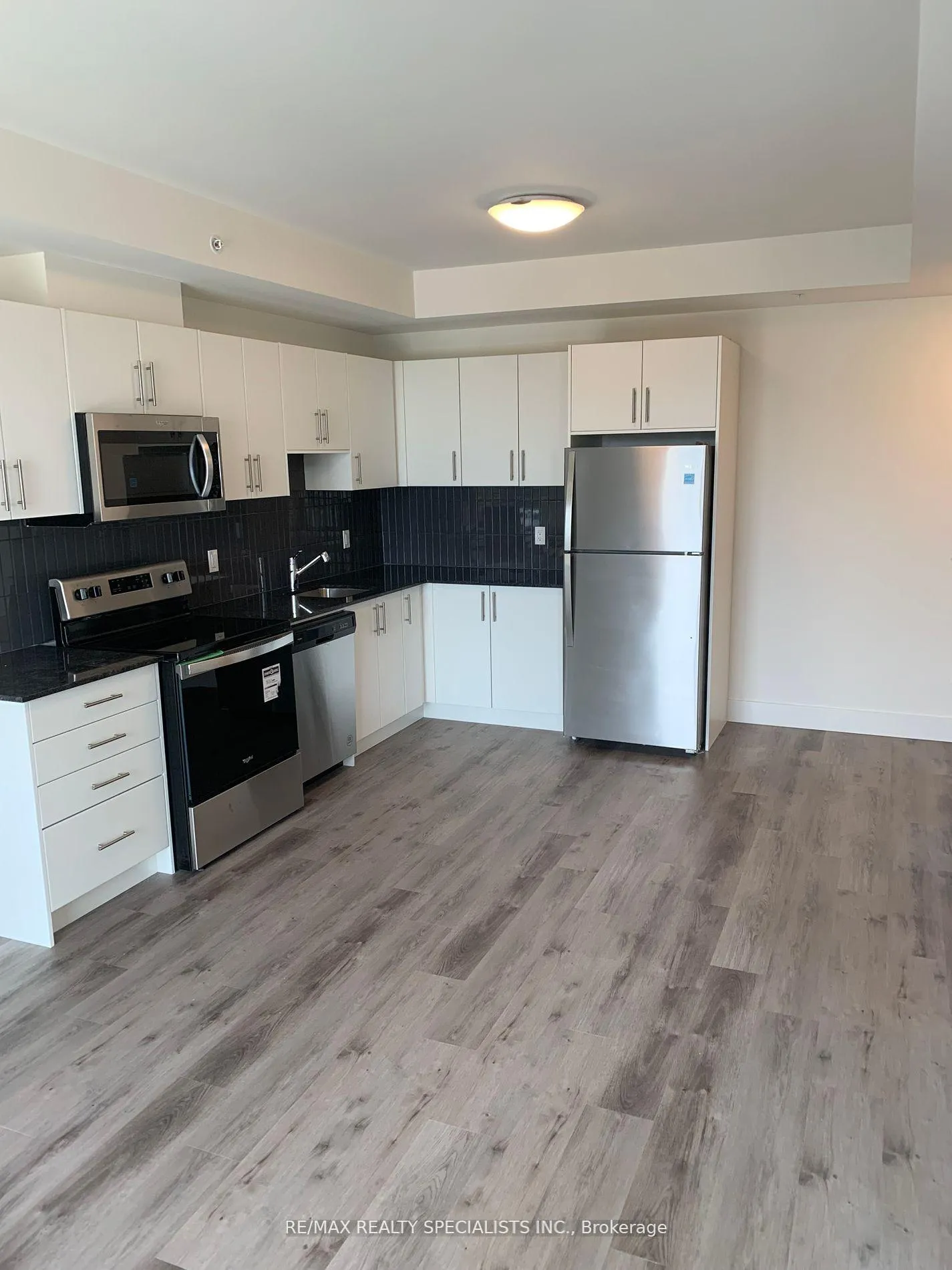 Photo 5 of Unit 611, 103 Roger Street, Waterloo, Uptown Waterloo/North Ward — HOMEH