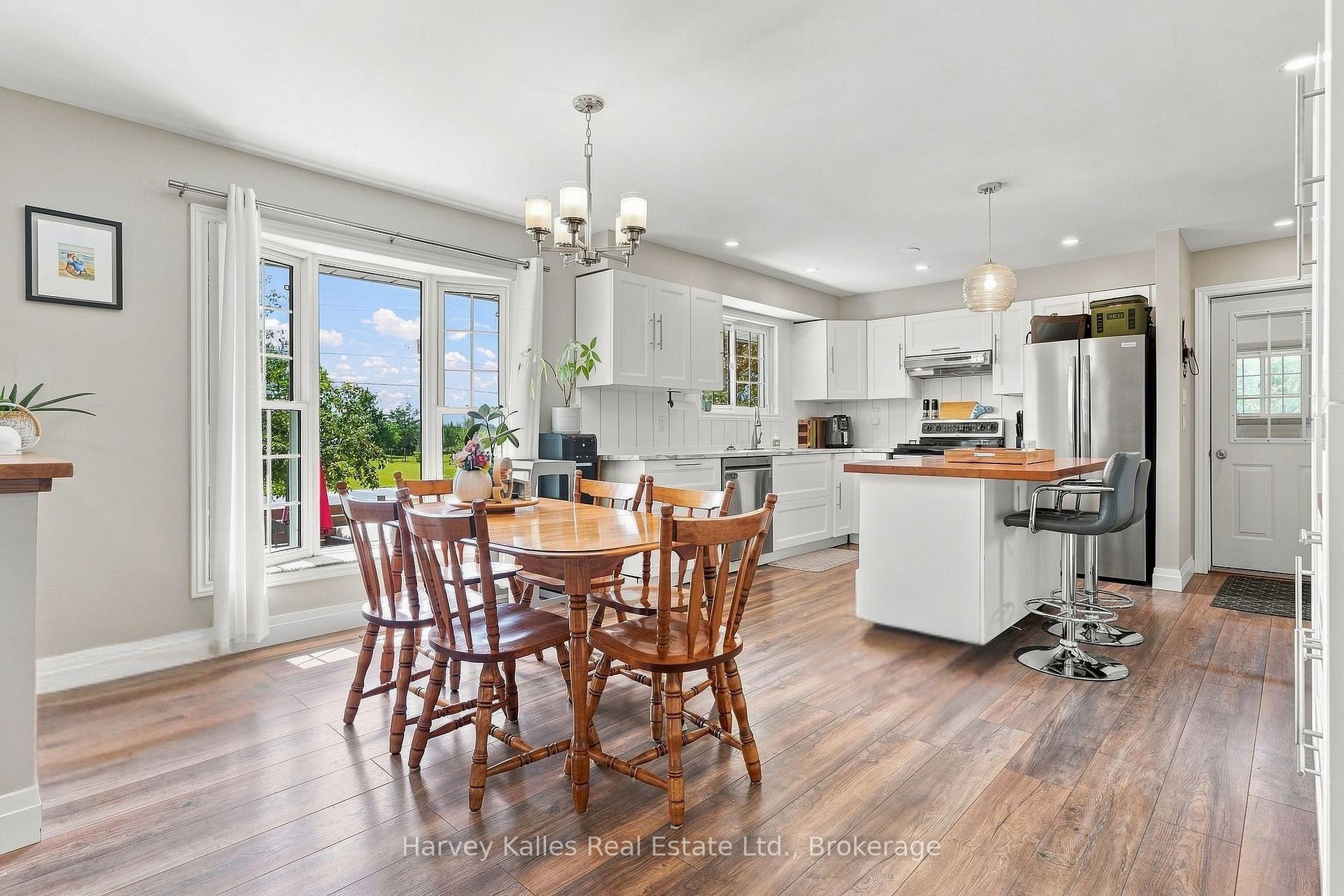 Photo 6 of 3437 County Rd 2, Prince Edward County, Ameliasburgh — HOMEH