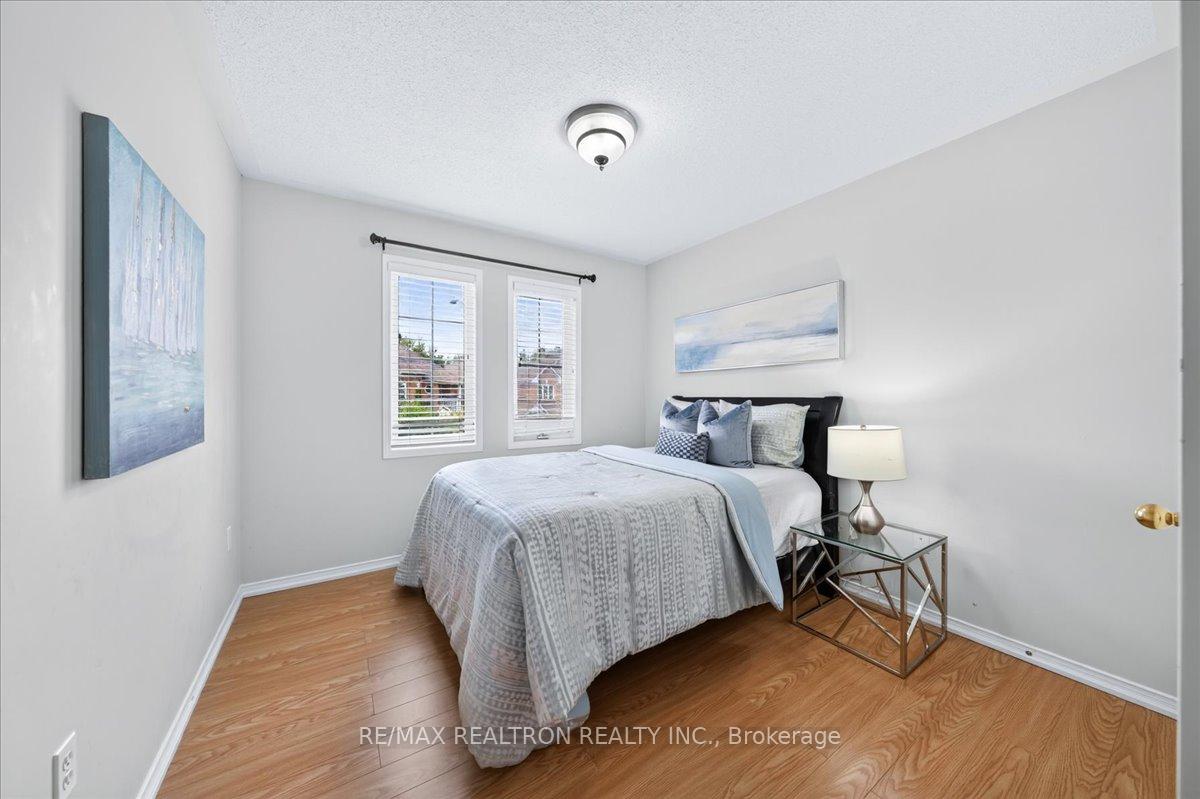 Photo 32 of 37 Lebovic Drive, Richmond Hill, Oak Ridges Lake Wilcox — HOMEH