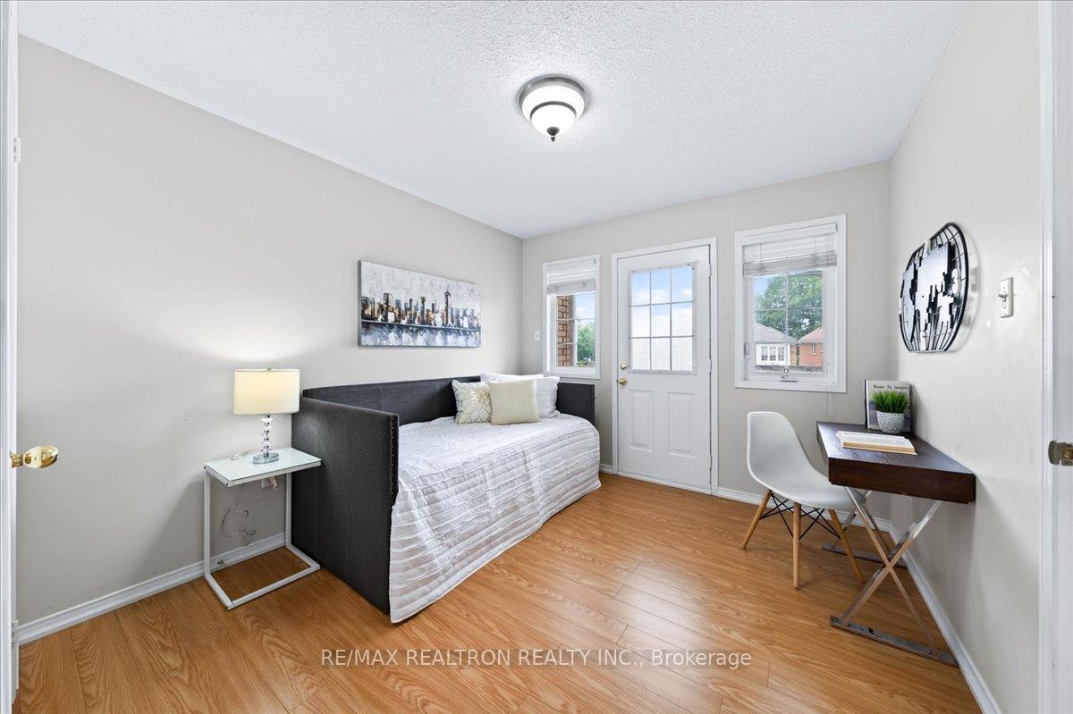 Photo 34 of 37 Lebovic Drive, Richmond Hill, Oak Ridges Lake Wilcox — HOMEH