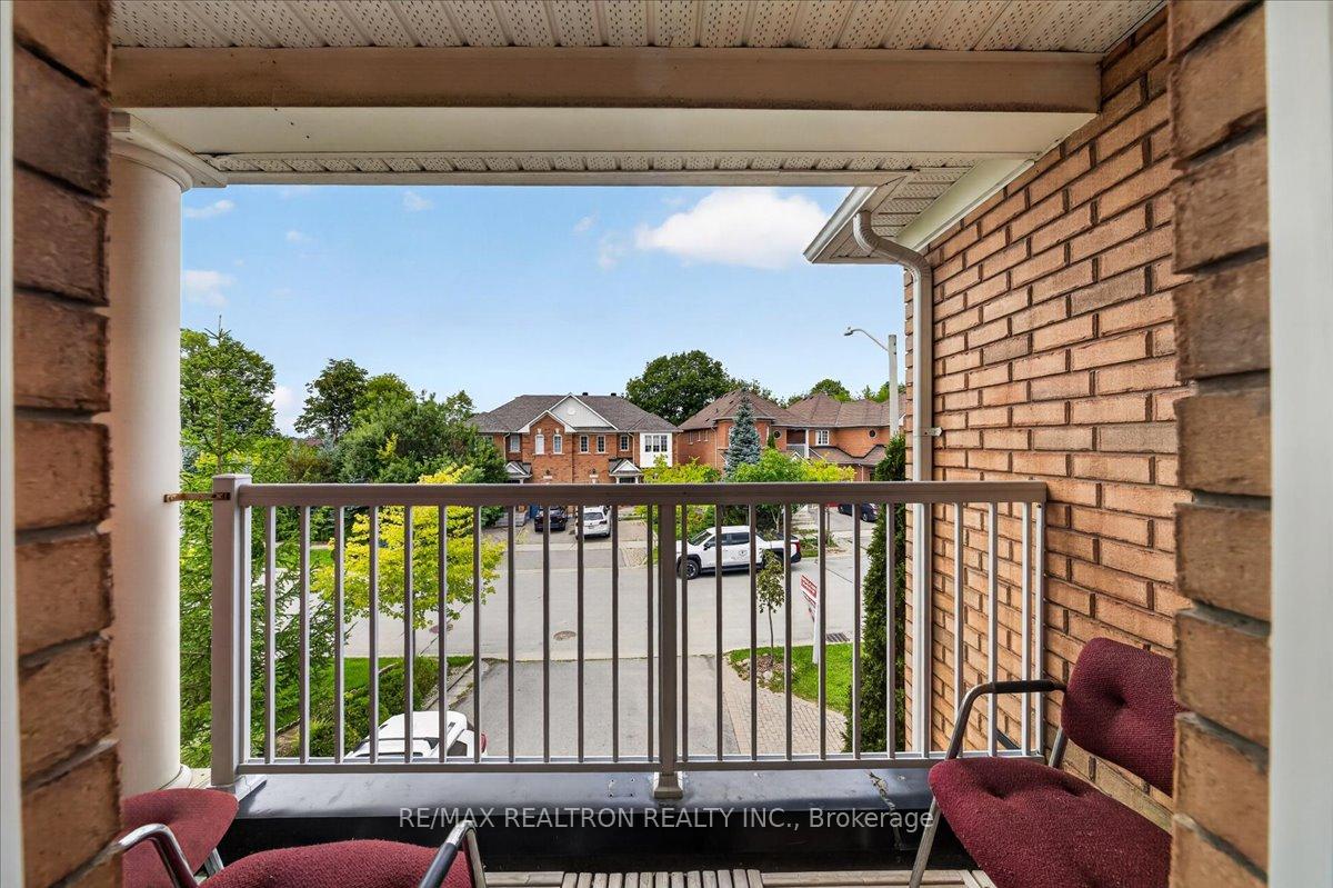 Photo 35 of 37 Lebovic Drive, Richmond Hill, Oak Ridges Lake Wilcox — HOMEH