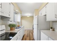 Photo 15 of 94 Wendover Drive, Hamilton, Fessenden — HOMEH