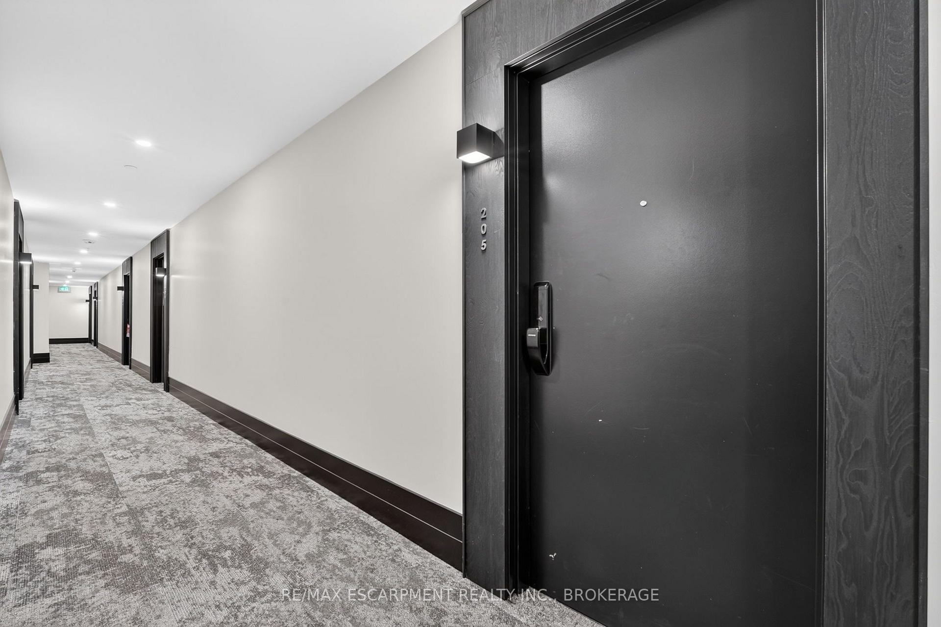 Photo 5 of 205-461 Green Road, Hamilton, Stoney Creek — HOMEH