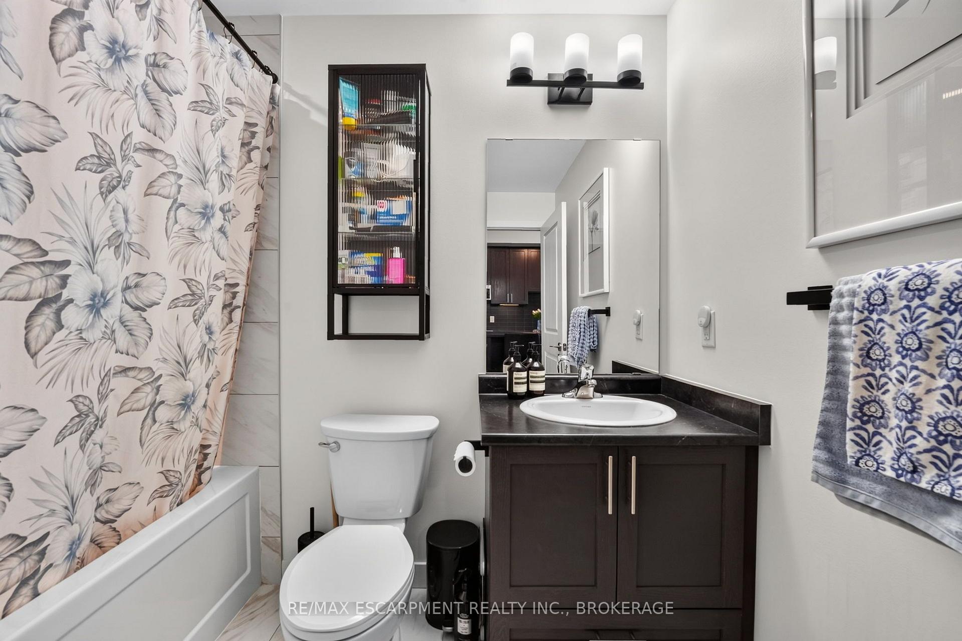 Photo 13 of 205-461 Green Road, Hamilton, Stoney Creek — HOMEH