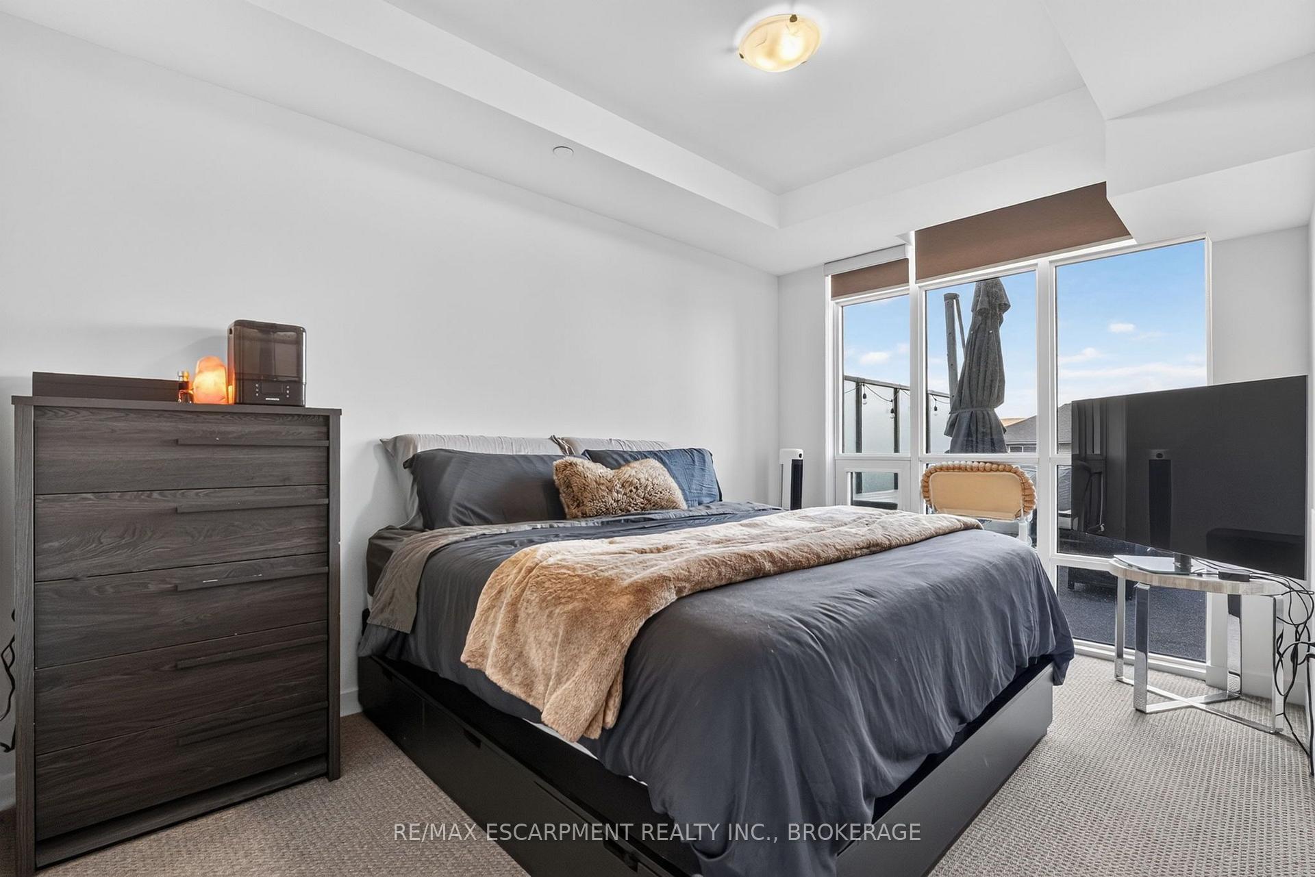 Photo 18 of 205-461 Green Road, Hamilton, Stoney Creek — HOMEH