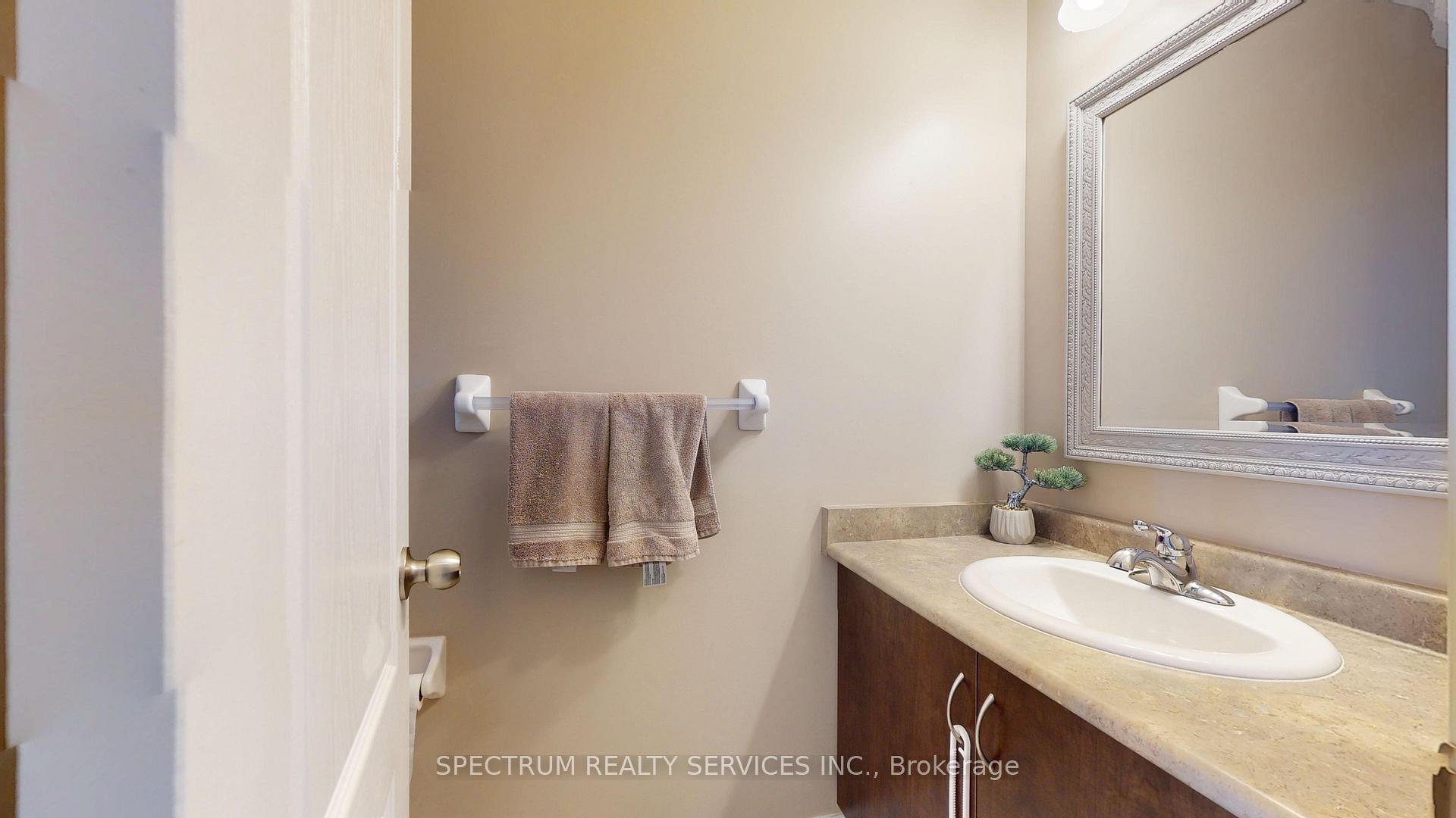 Photo 41 of 1103 Stantin Street, Innisfil, Lefroy — HOMEH