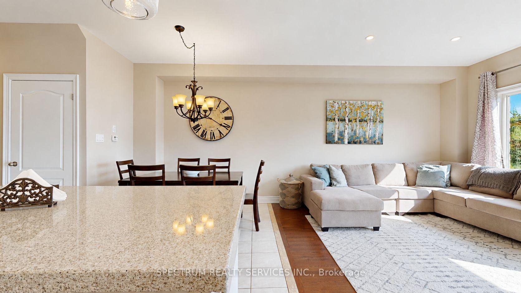 Photo 27 of 1103 Stantin Street, Innisfil, Lefroy — HOMEH
