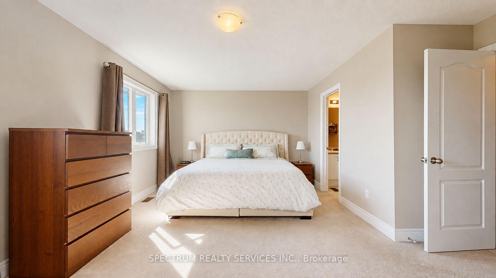 Photo 43 of 1103 Stantin Street, Innisfil, Lefroy — HOMEH