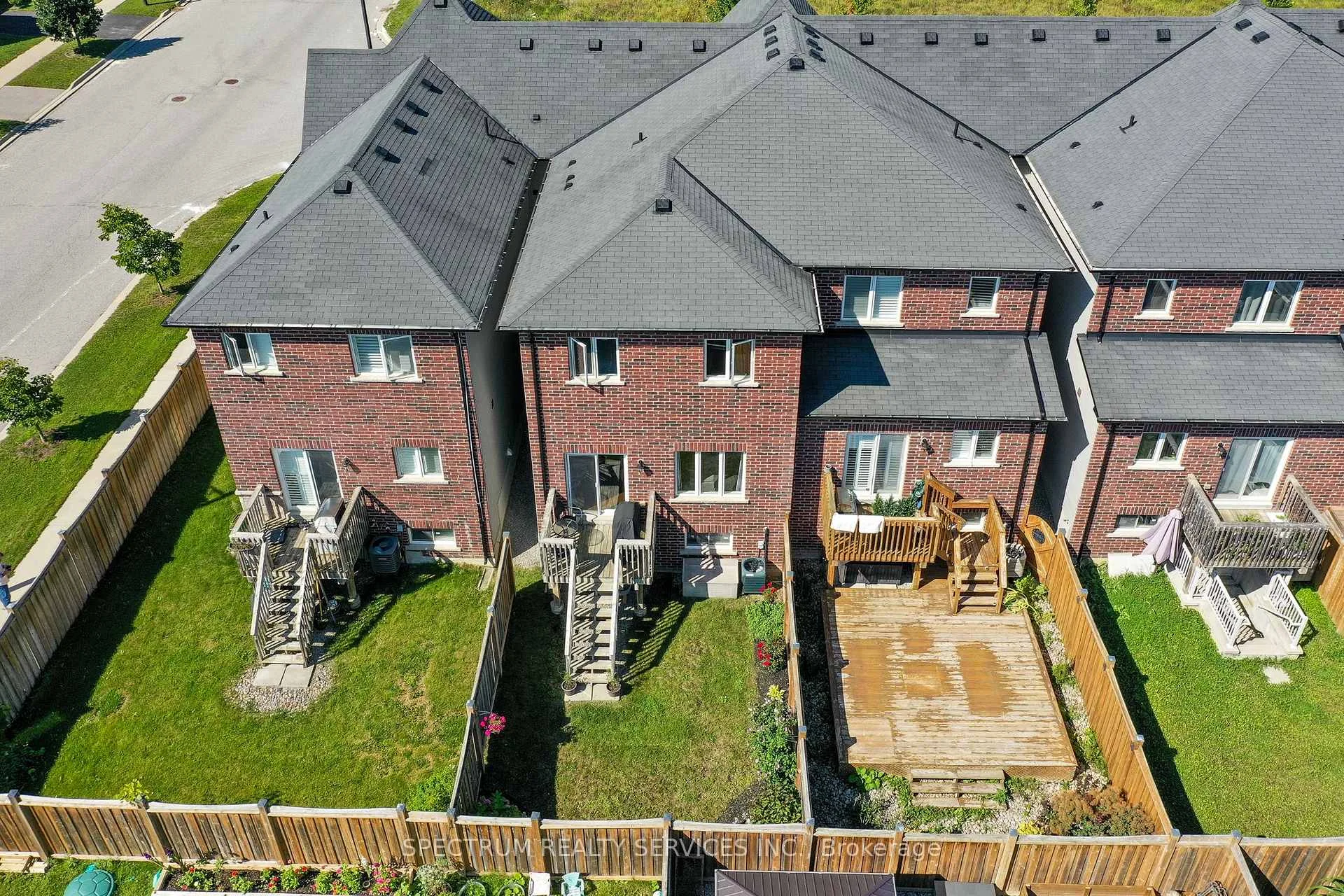 Photo 30 of 1103 Stantin Street, Innisfil, Lefroy — HOMEH