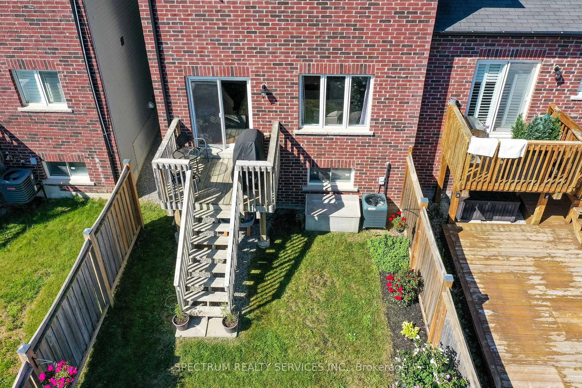 Photo 33 of 1103 Stantin Street, Innisfil, Lefroy — HOMEH