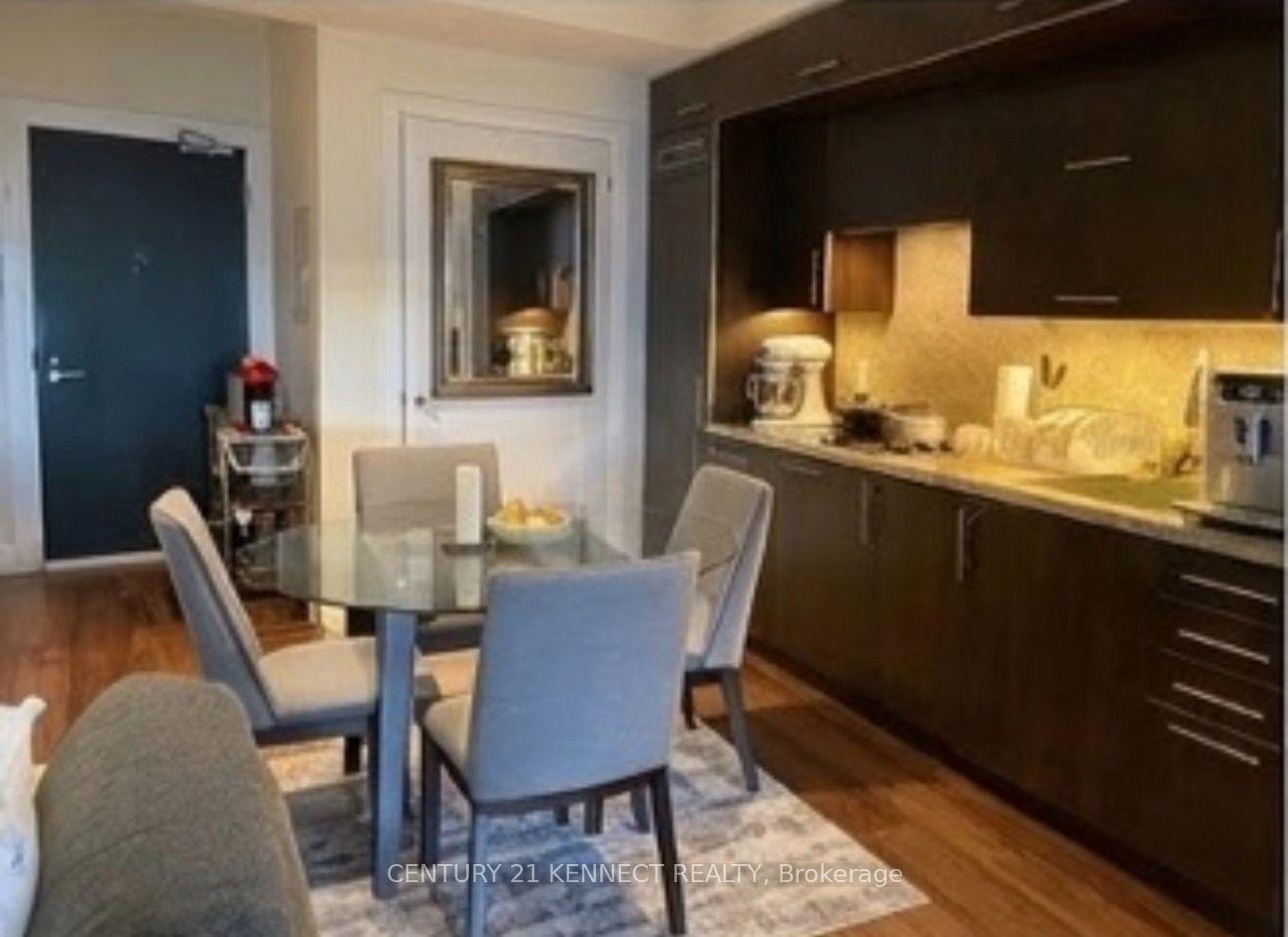 Photo 4 of Unit 3003, 2 Anndale Drive, North York, Willowdale East — HOMEH