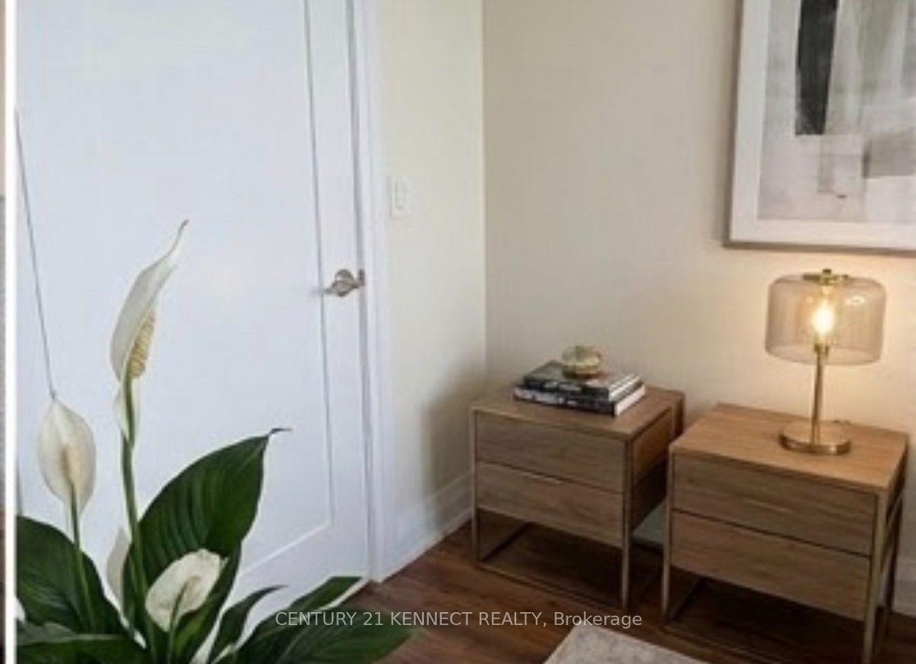 Photo 10 of Unit 3003, 2 Anndale Drive, North York, Willowdale East — HOMEH