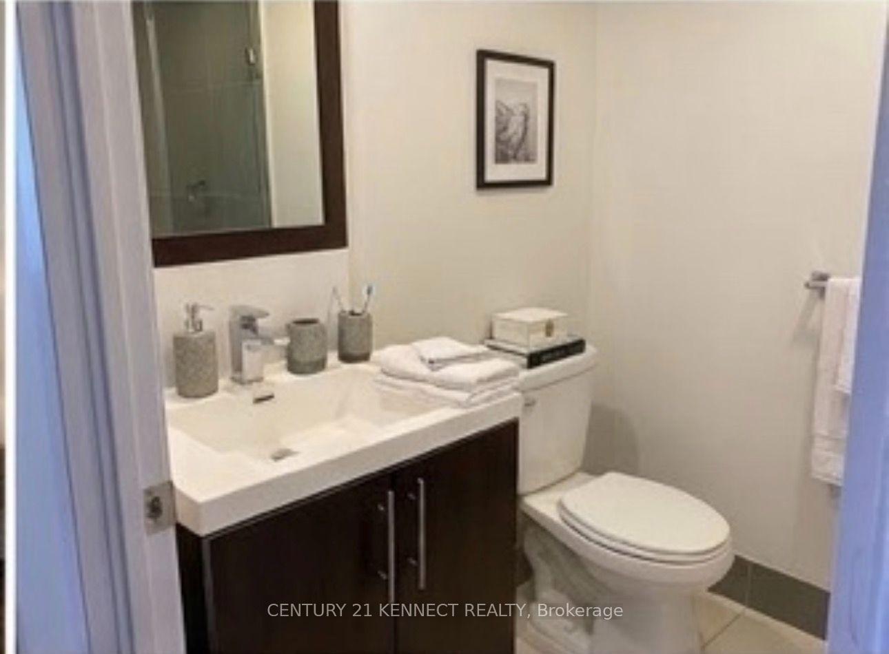Photo 11 of Unit 3003, 2 Anndale Drive, North York, Willowdale East — HOMEH