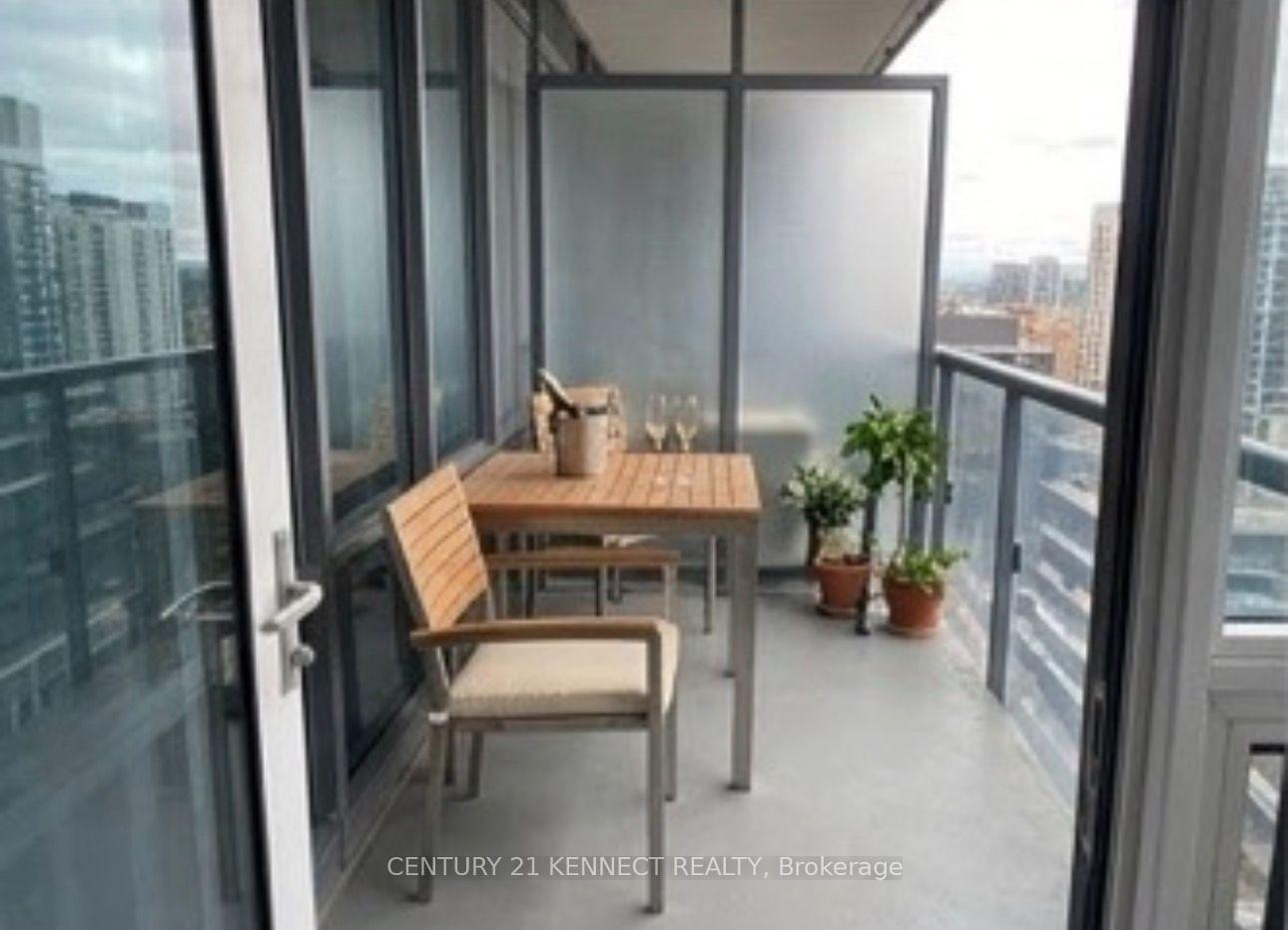Photo 13 of Unit 3003, 2 Anndale Drive, North York, Willowdale East — HOMEH