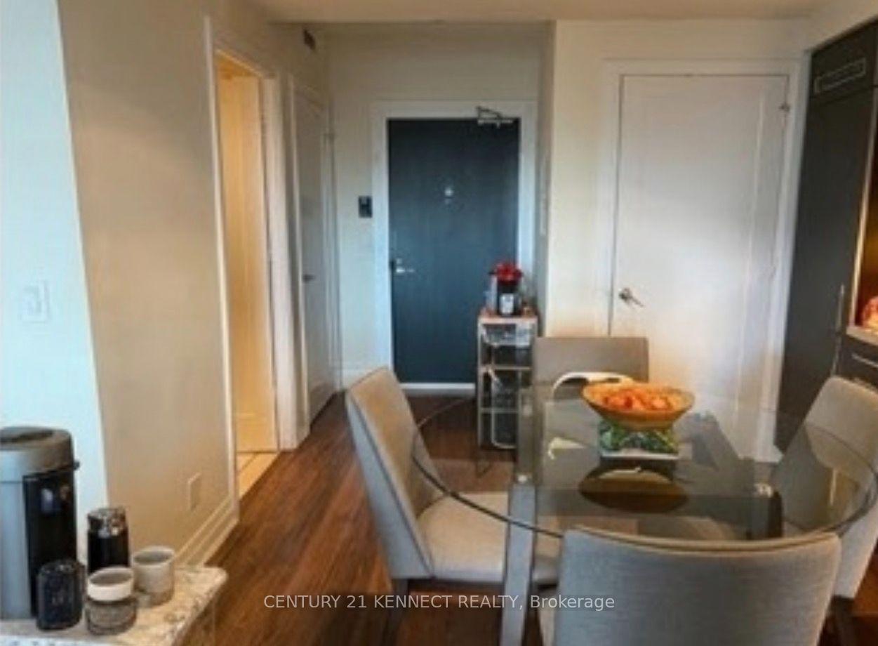 Photo 2 of Unit 3003, 2 Anndale Drive, North York, Willowdale East — HOMEH