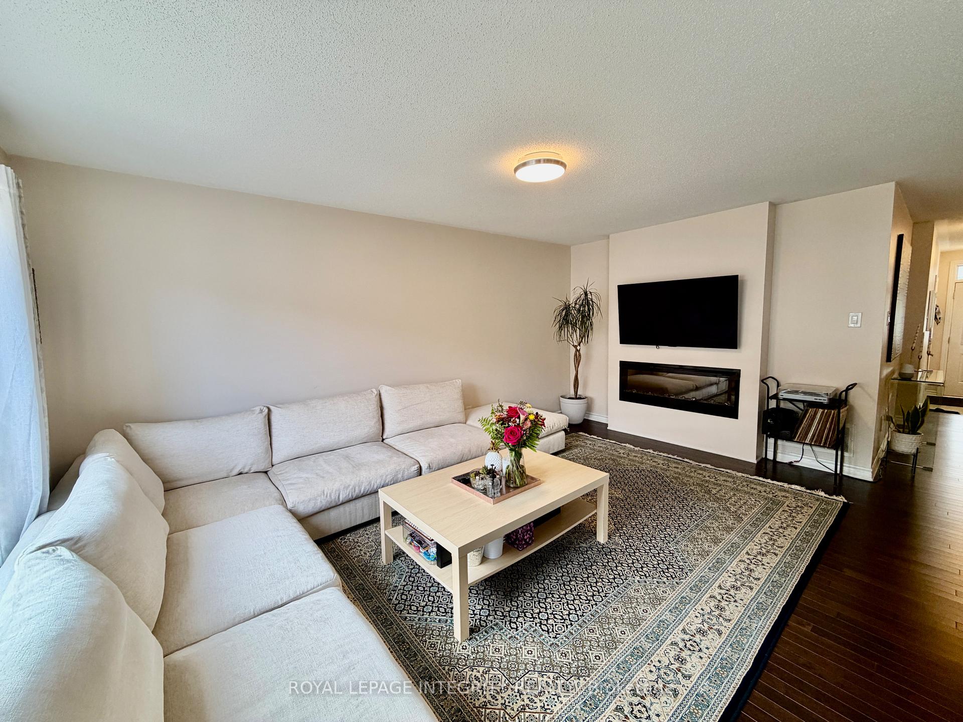 Photo 11 of 703 Maloja Way, Ottawa, Stittsville (North) — HOMEH