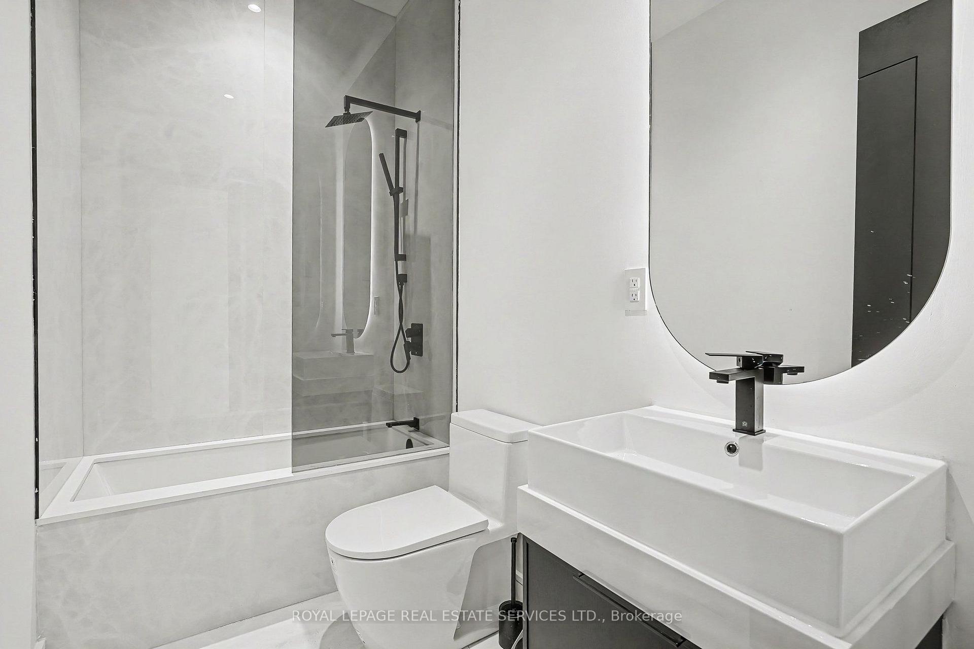 Photo 28 of 34 Milton Street, Etobicoke, Mimico — HOMEH