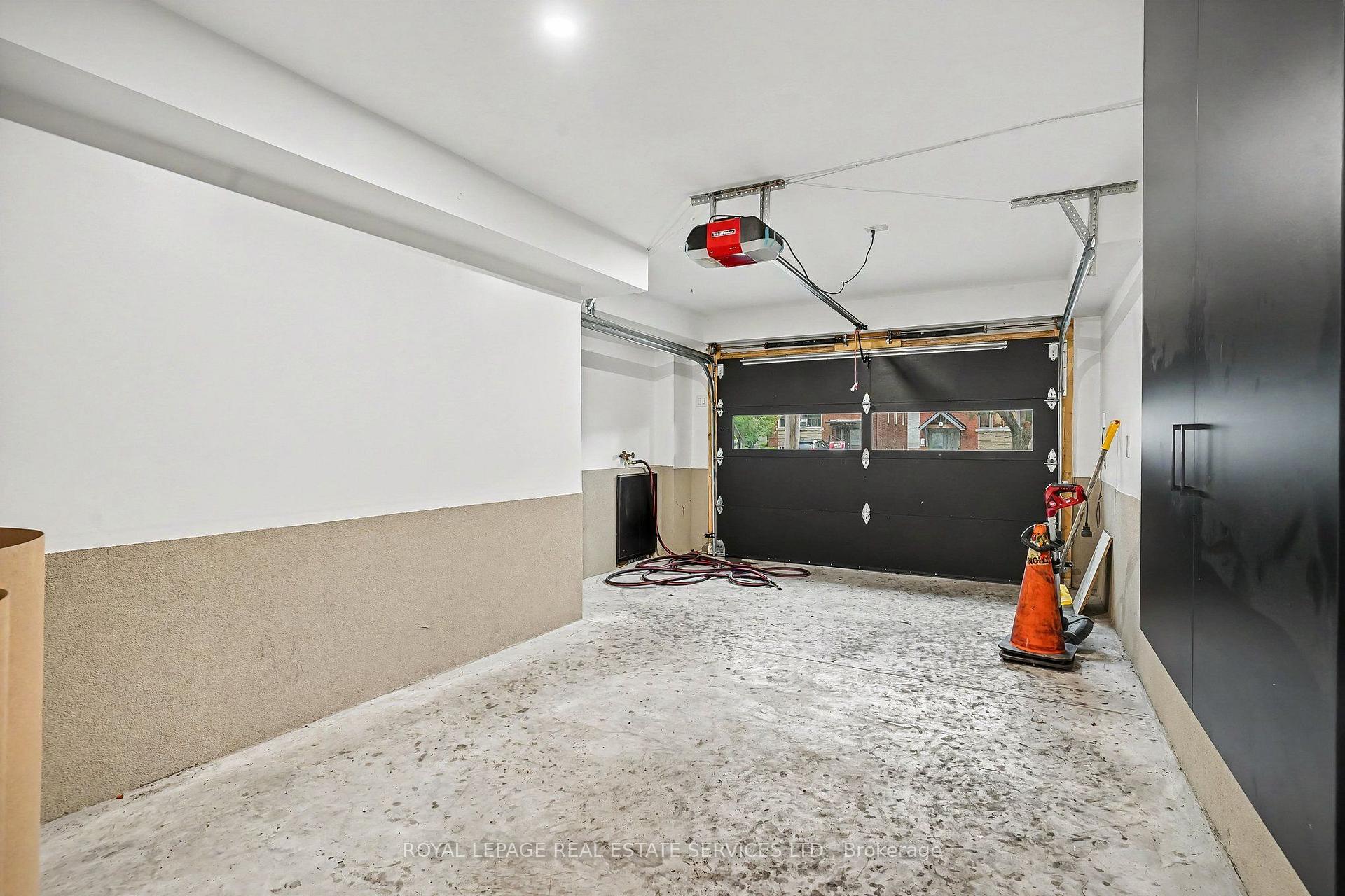 Photo 32 of 34 Milton Street, Etobicoke, Mimico — HOMEH