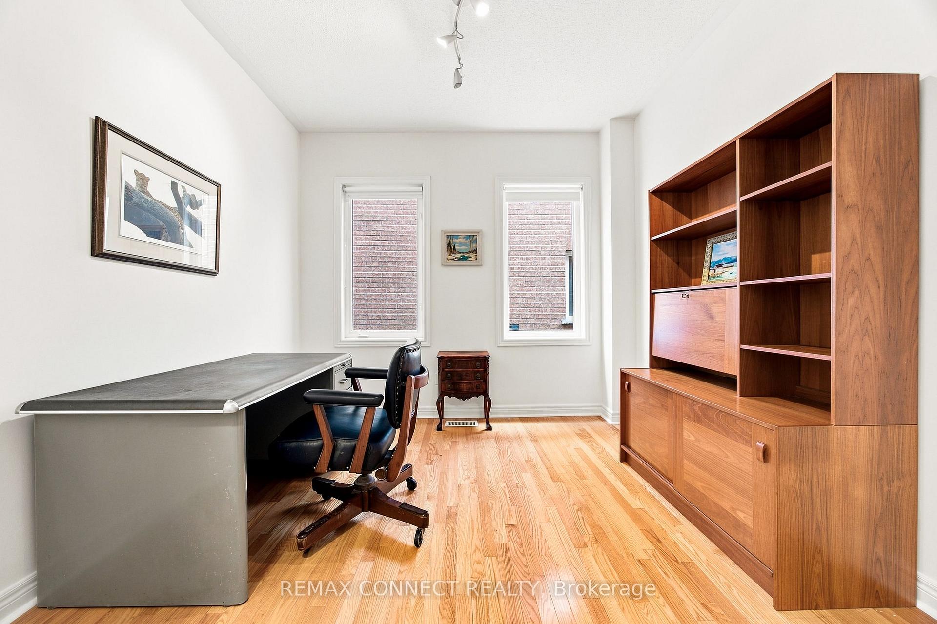 Photo 16 of 151 Bentoak Crescent, Vaughan, Patterson — HOMEH