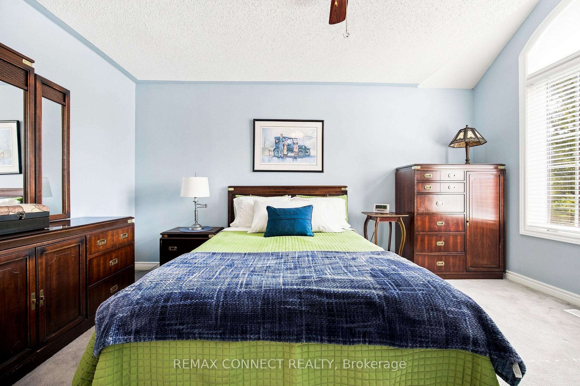 Photo 19 of 151 Bentoak Crescent, Vaughan, Patterson — HOMEH