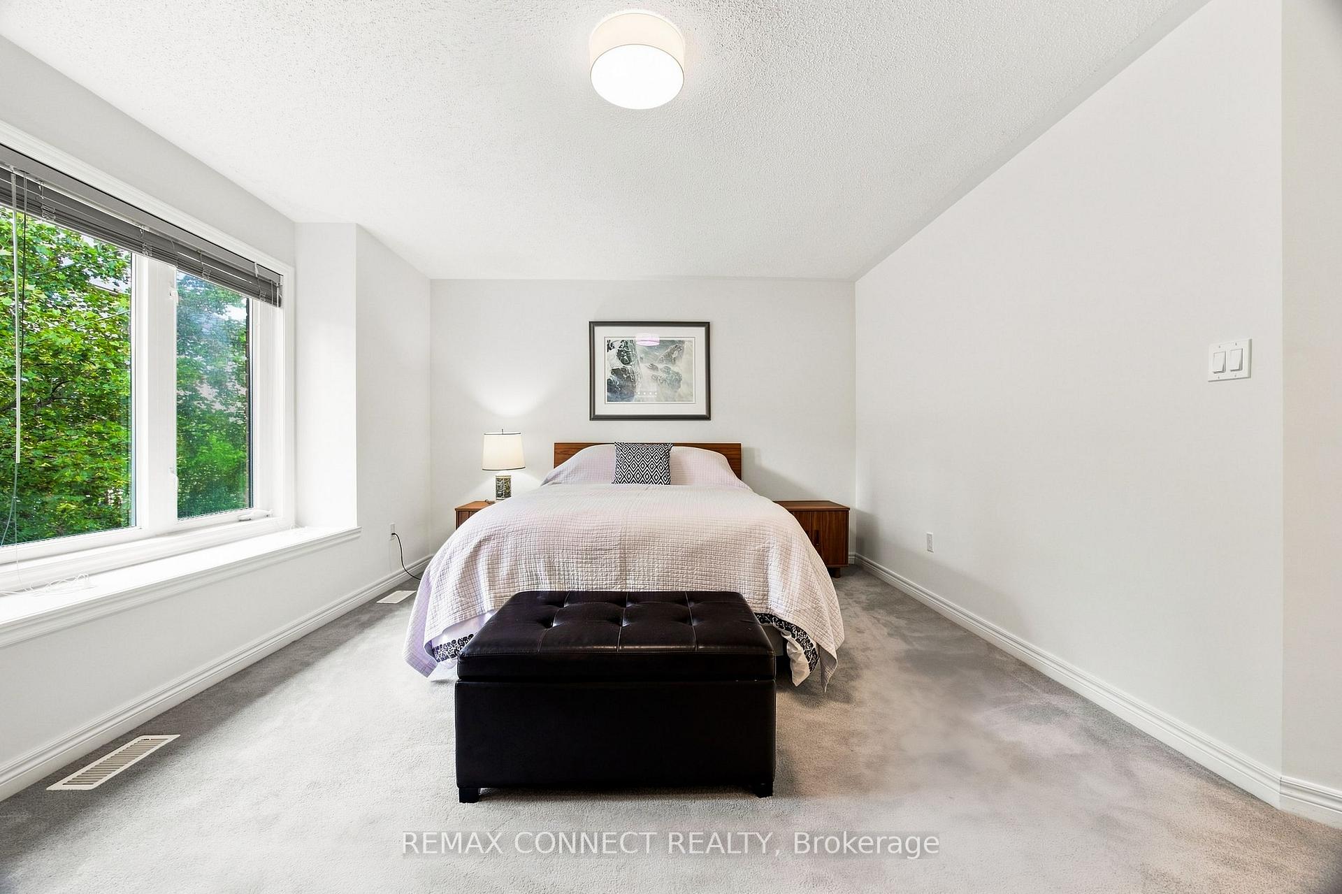 Photo 30 of 151 Bentoak Crescent, Vaughan, Patterson — HOMEH