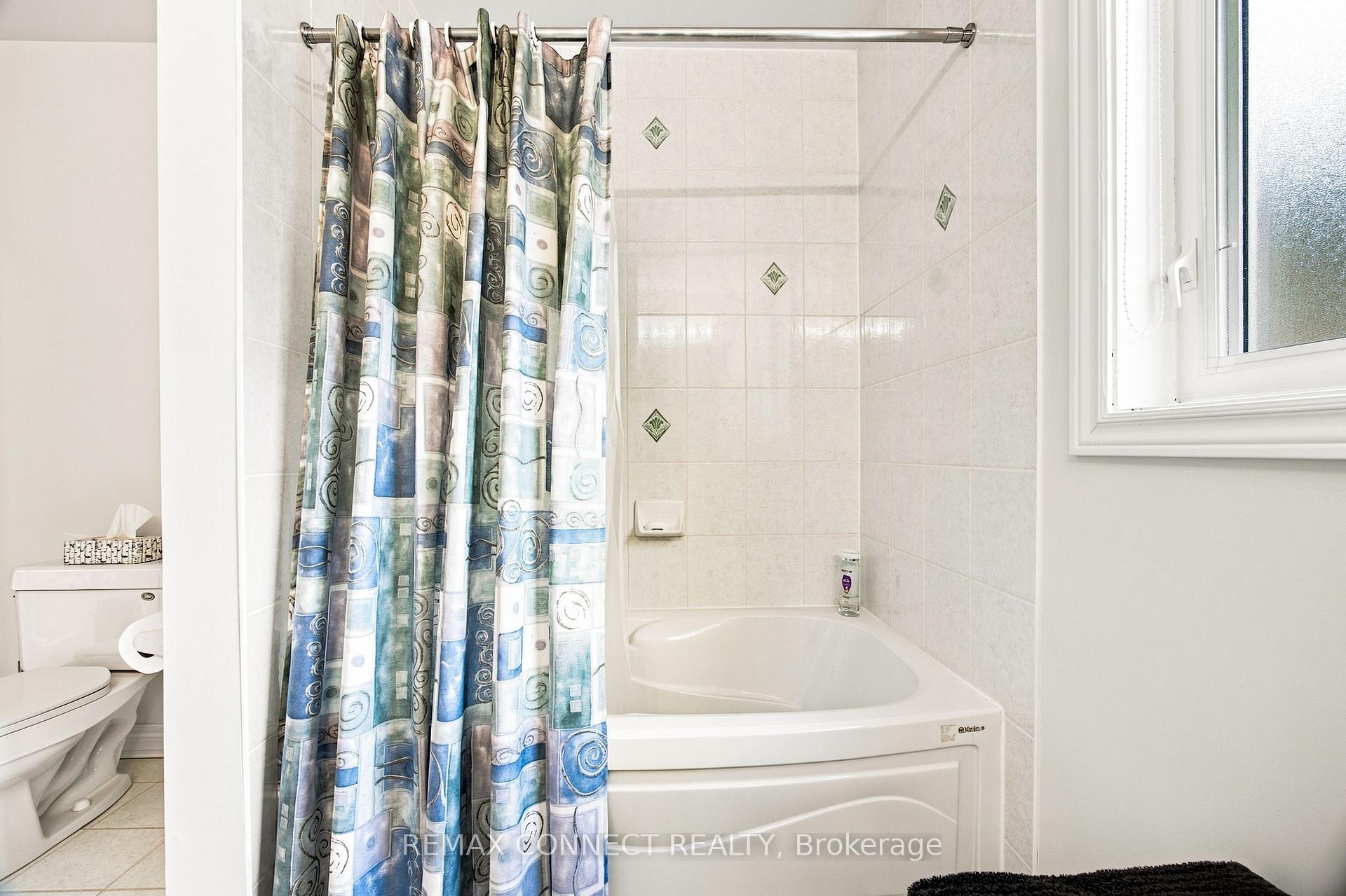 Photo 40 of 151 Bentoak Crescent, Vaughan, Patterson — HOMEH