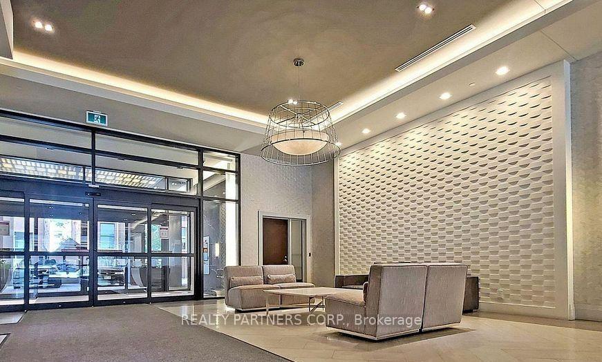 Photo 4 of Unit 1508, 460 Adelaide Street E, Toronto, Moss Park — HOMEH