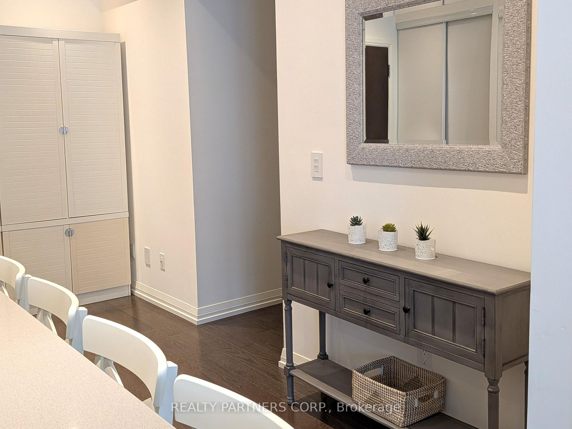 Photo 9 of Unit 1508, 460 Adelaide Street E, Toronto, Moss Park — HOMEH