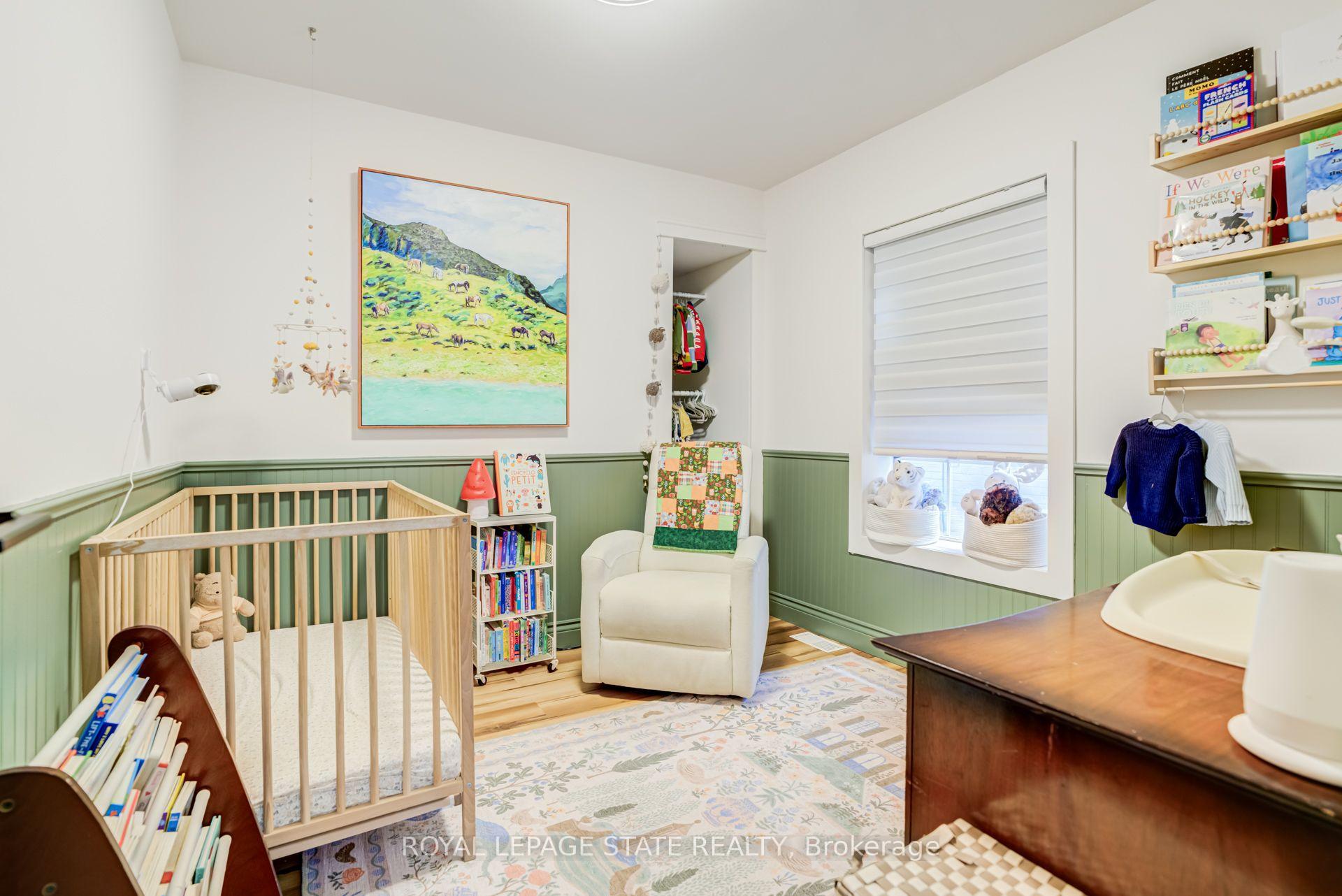Photo 20 of 175 Rosslyn Avenue S, Hamilton, Delta — HOMEH