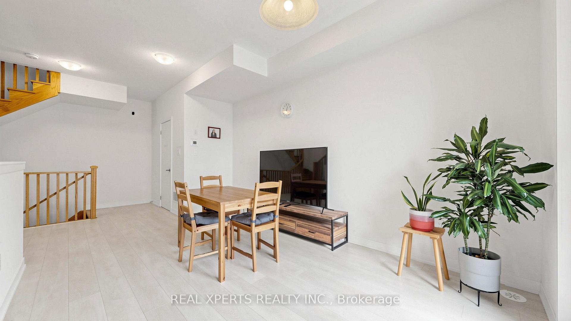 Photo 4 of Unit 1309, 1865 Pickering Parkway, Pickering, Village East — HOMEH