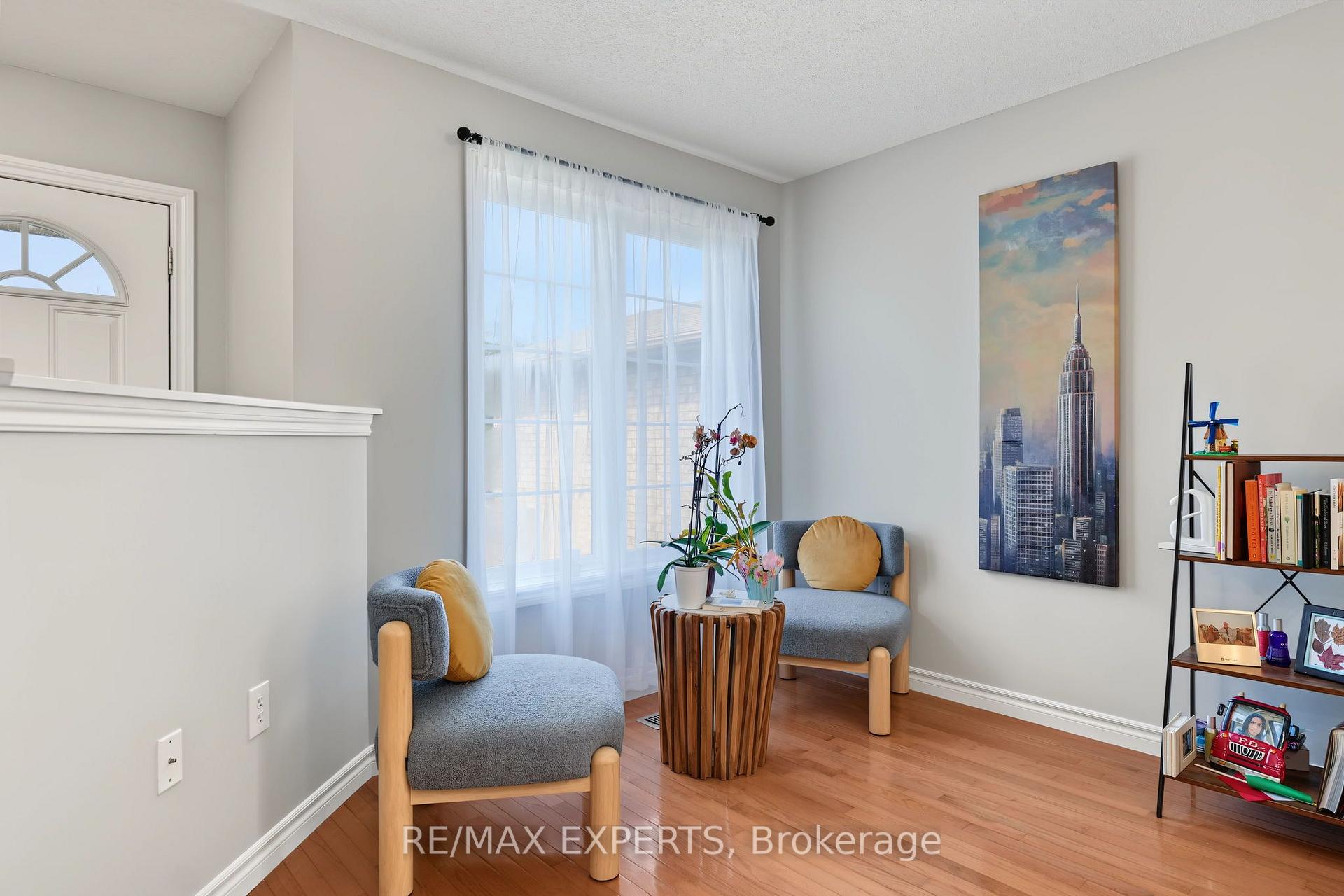Photo 12 of Unit Upper, 17 Michelle Drive, Barrie, Painswick South — HOMEH