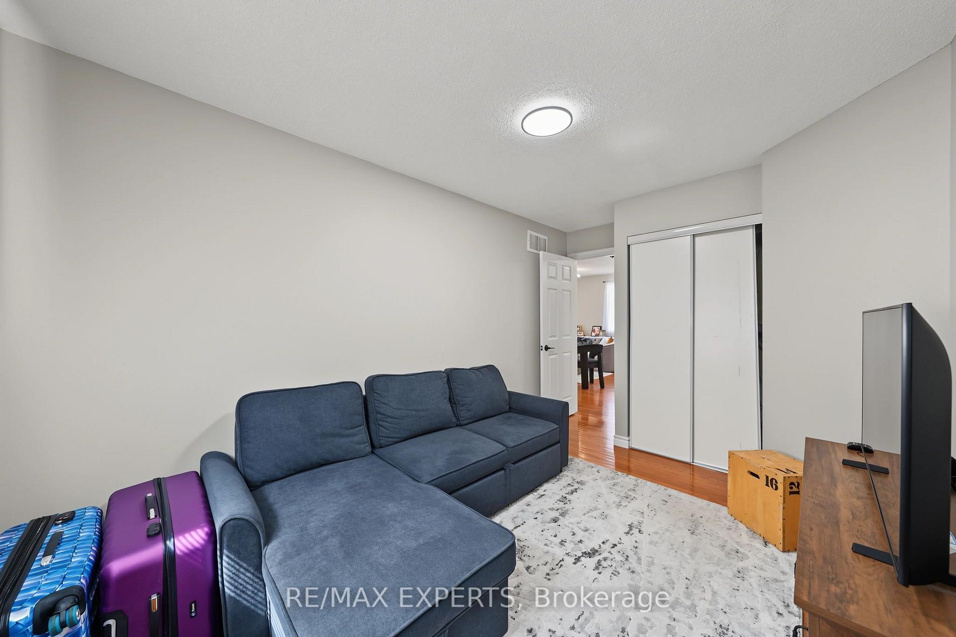 Photo 31 of Unit Upper, 17 Michelle Drive, Barrie, Painswick South — HOMEH