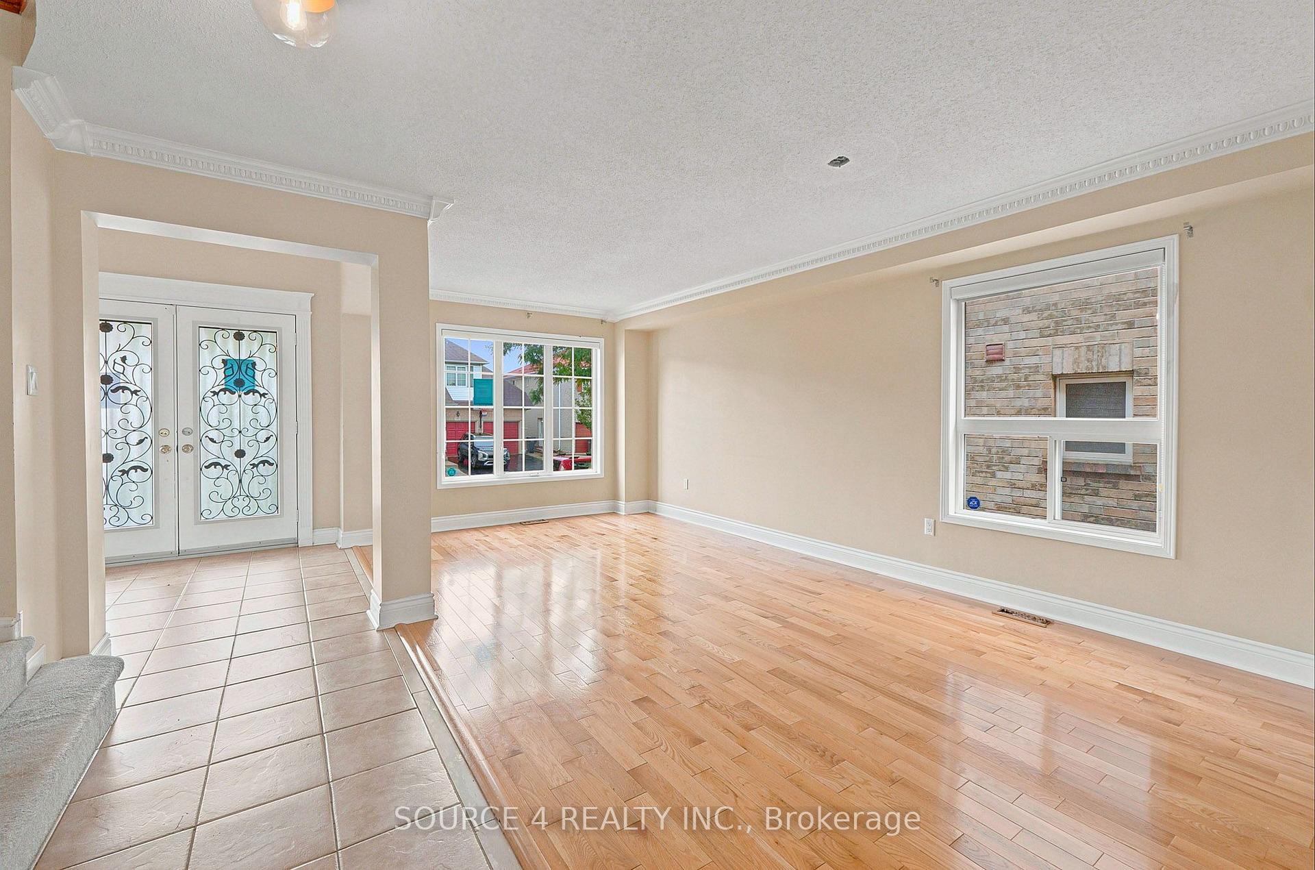 Photo 7 of 6 Foxmere Road, Brampton, Fletcher's Meadow — HOMEH