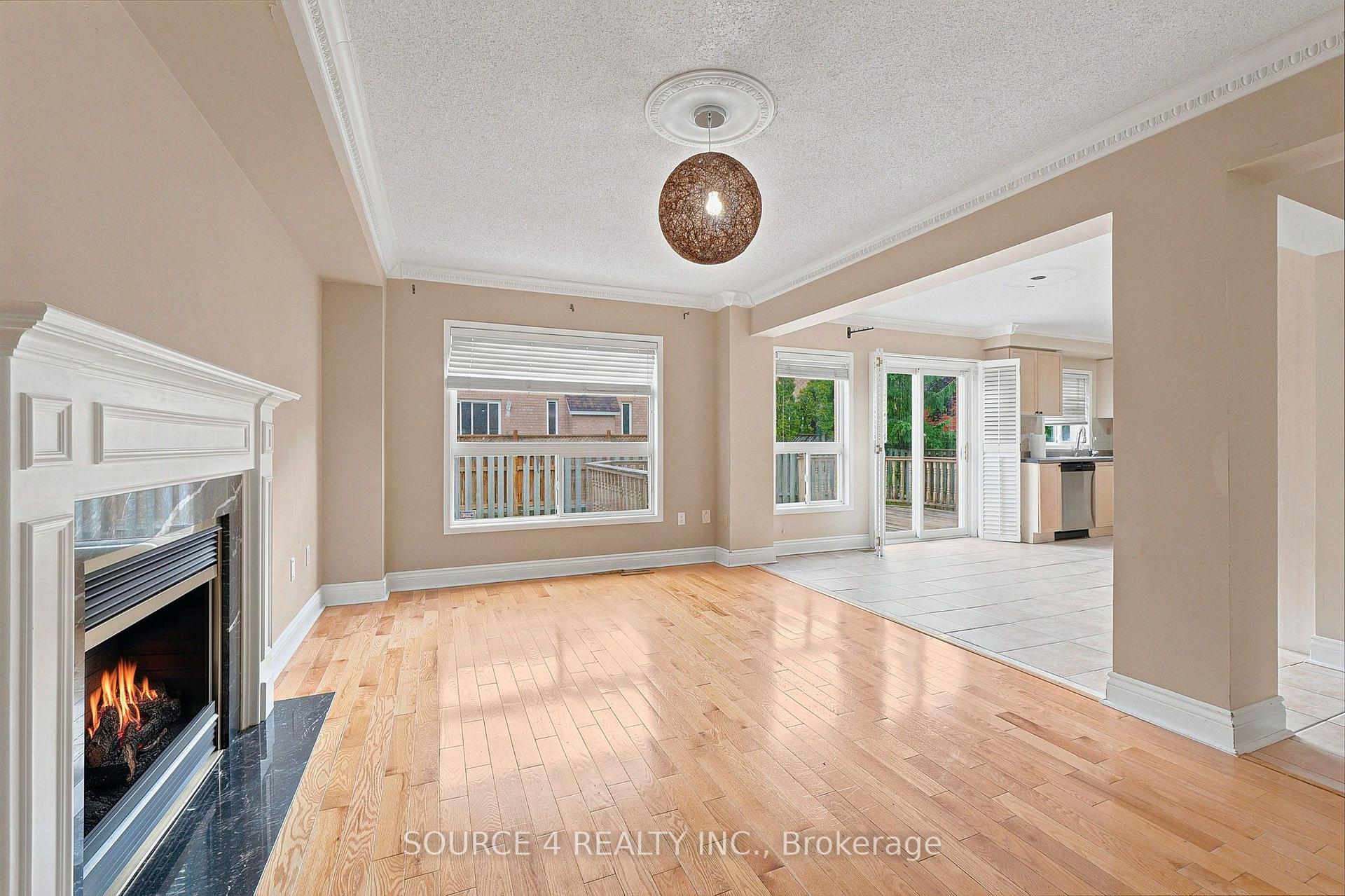 Photo 12 of 6 Foxmere Road, Brampton, Fletcher's Meadow — HOMEH