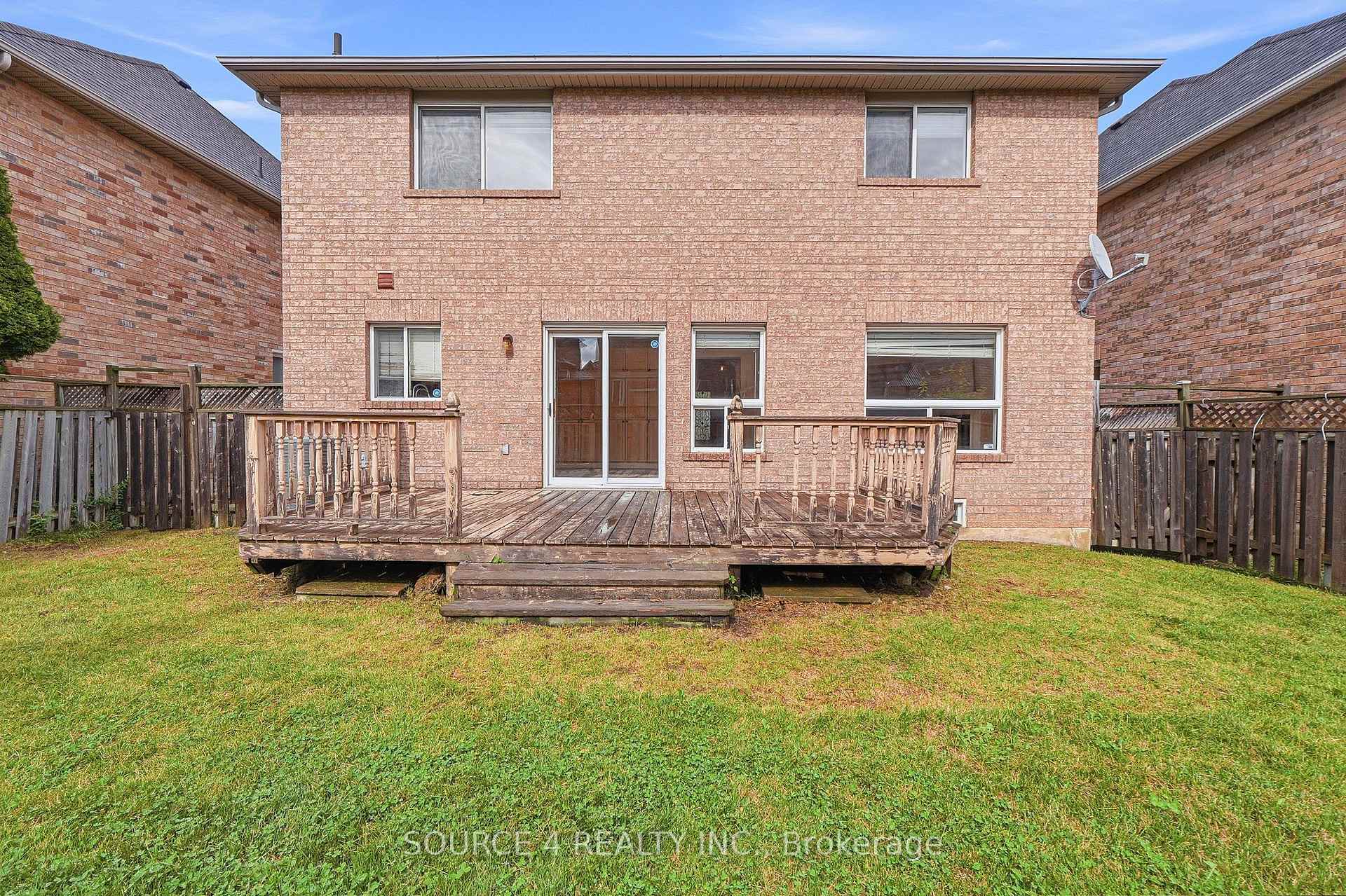 Photo 41 of 6 Foxmere Road, Brampton, Fletcher's Meadow — HOMEH
