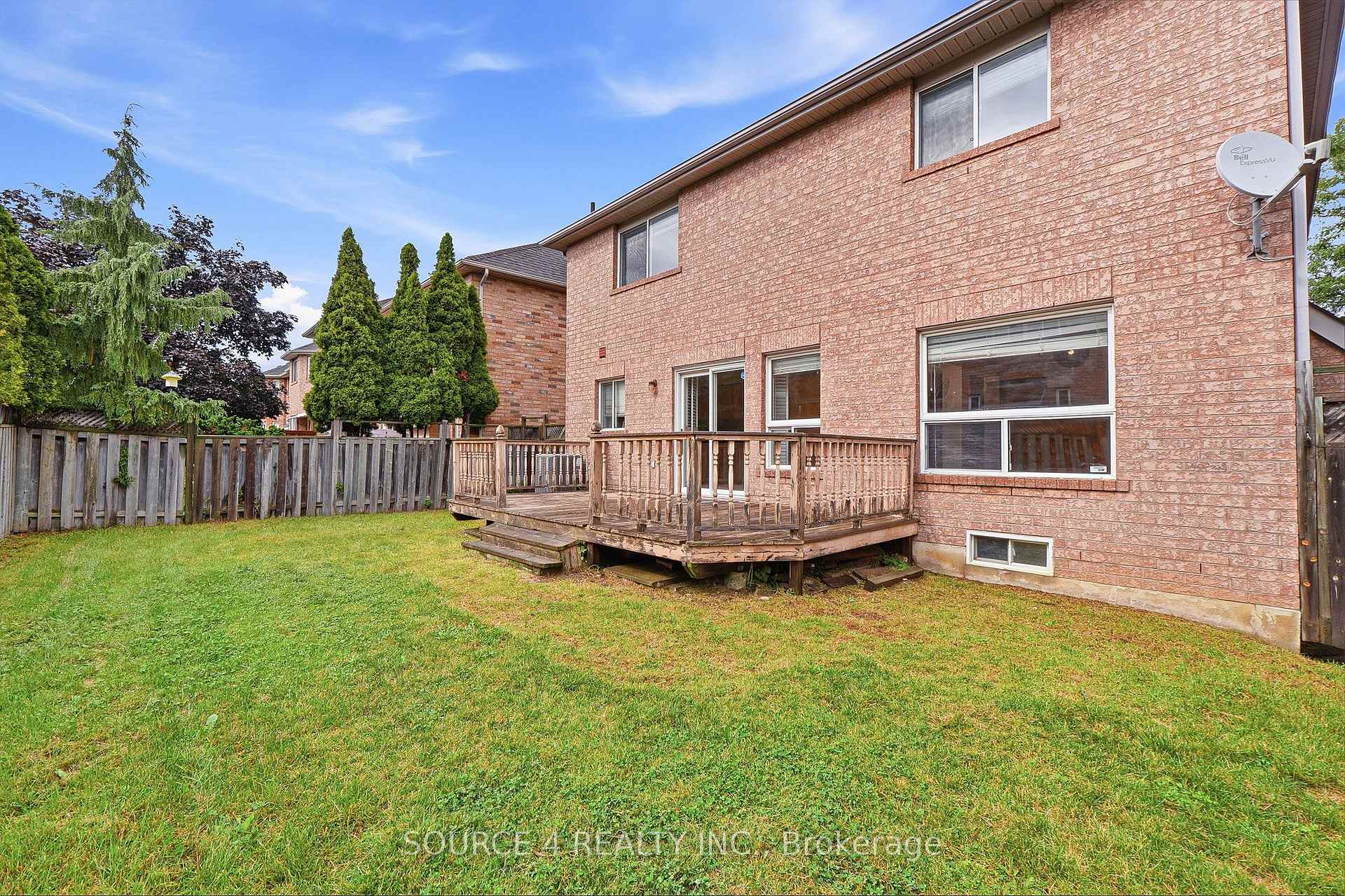 Photo 42 of 6 Foxmere Road, Brampton, Fletcher's Meadow — HOMEH