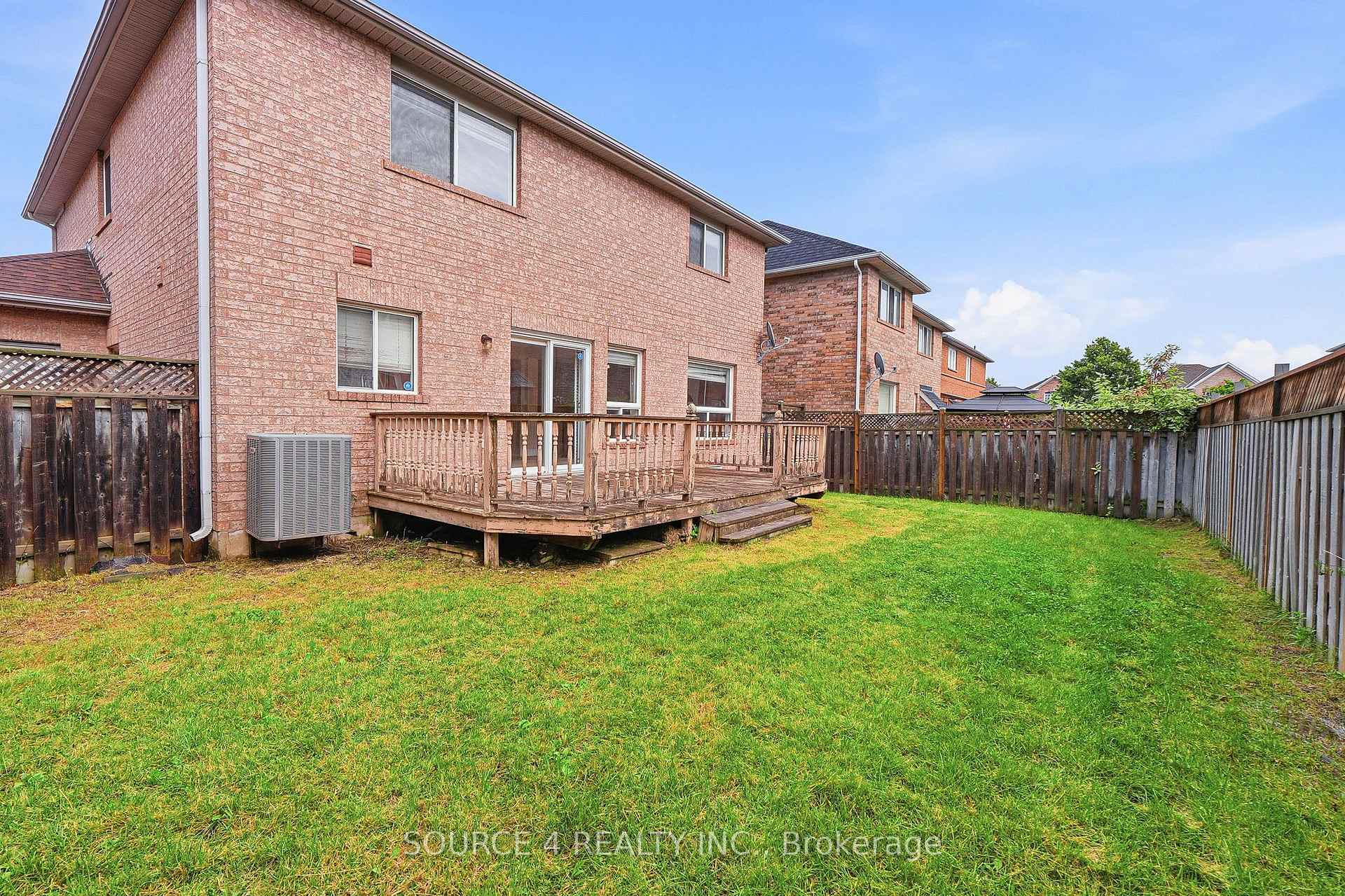 Photo 44 of 6 Foxmere Road, Brampton, Fletcher's Meadow — HOMEH
