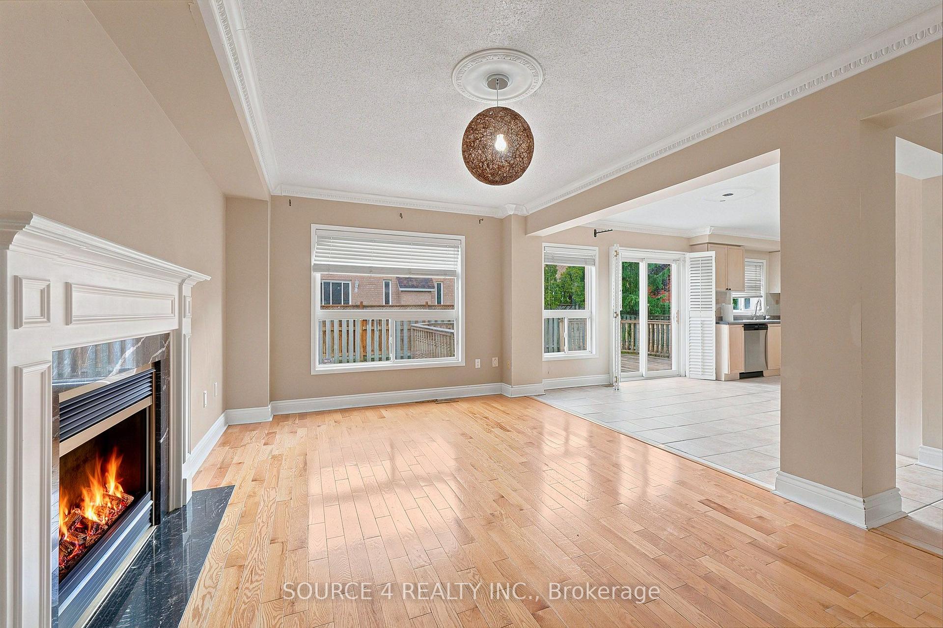 Photo 13 of 6 Foxmere Road, Brampton, Fletcher's Meadow — HOMEH