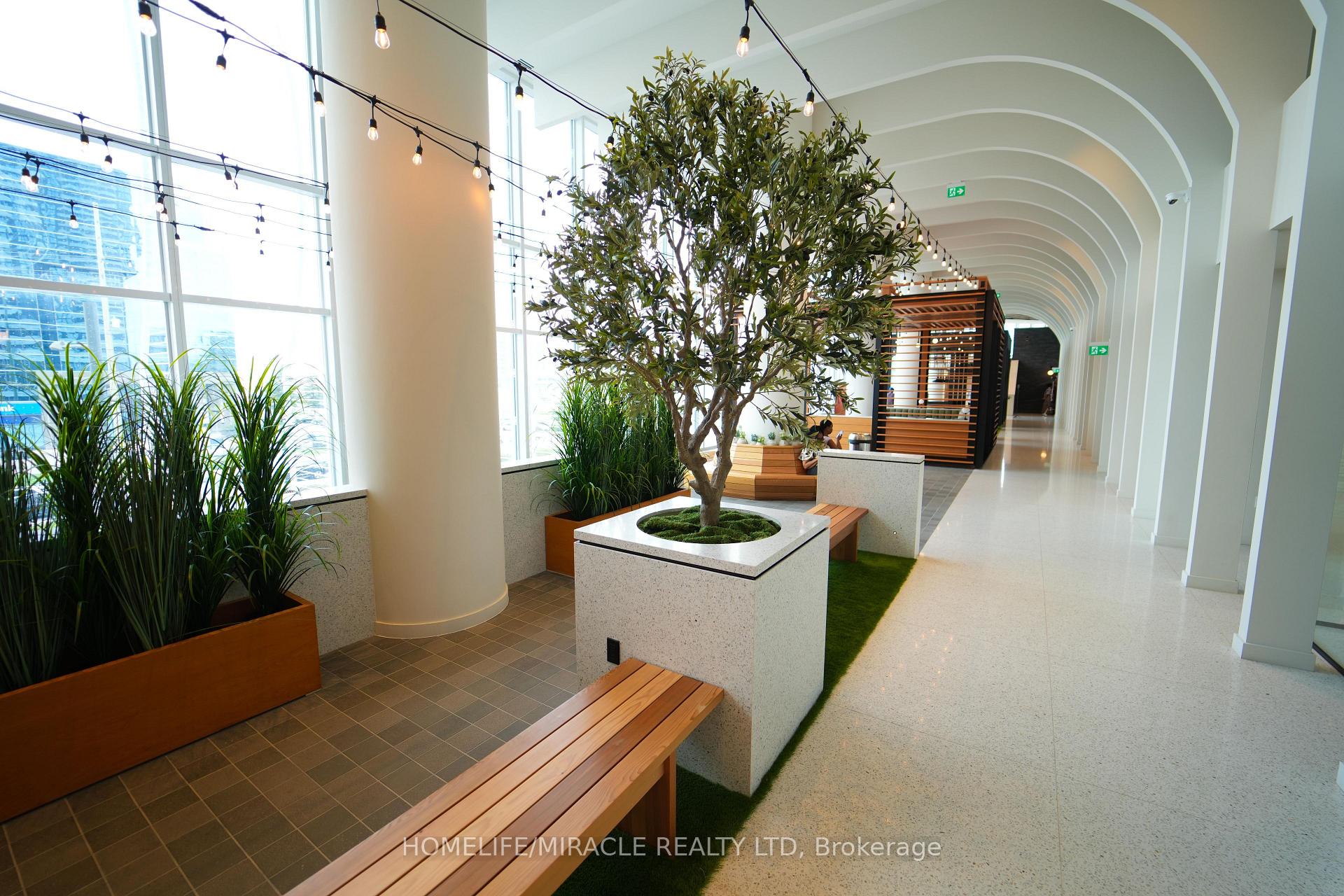 Photo 13 of Unit 3612, 195 Commerce Street, Vaughan, Vaughan Corporate Centre — HOMEH