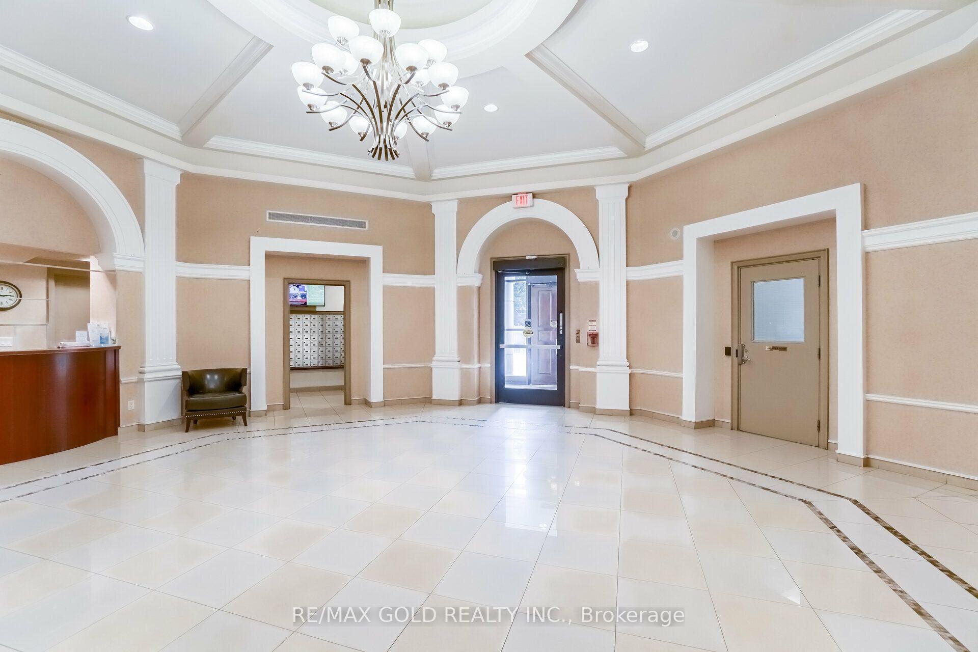 Photo 3 of Unit 102, 220 Forum Drive, Mississauga, Hurontario — HOMEH