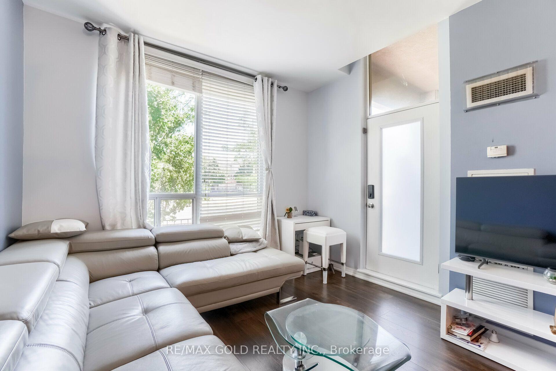 Photo 12 of Unit 102, 220 Forum Drive, Mississauga, Hurontario — HOMEH