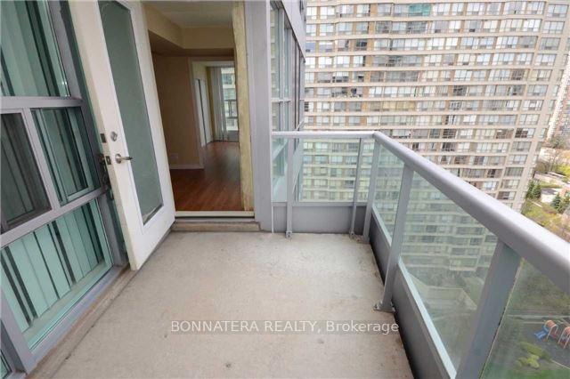 Photo 8 of Unit 1506, 33 Elm Drive, Mississauga, City Centre — HOMEH
