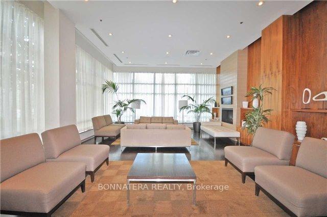 Photo 10 of Unit 1506, 33 Elm Drive, Mississauga, City Centre — HOMEH