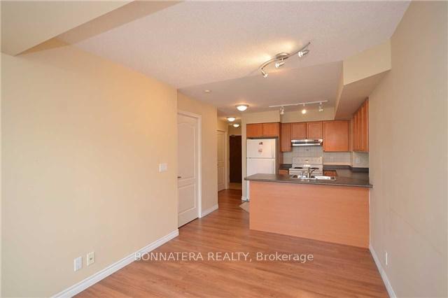 Photo 11 of Unit 1506, 33 Elm Drive, Mississauga, City Centre — HOMEH