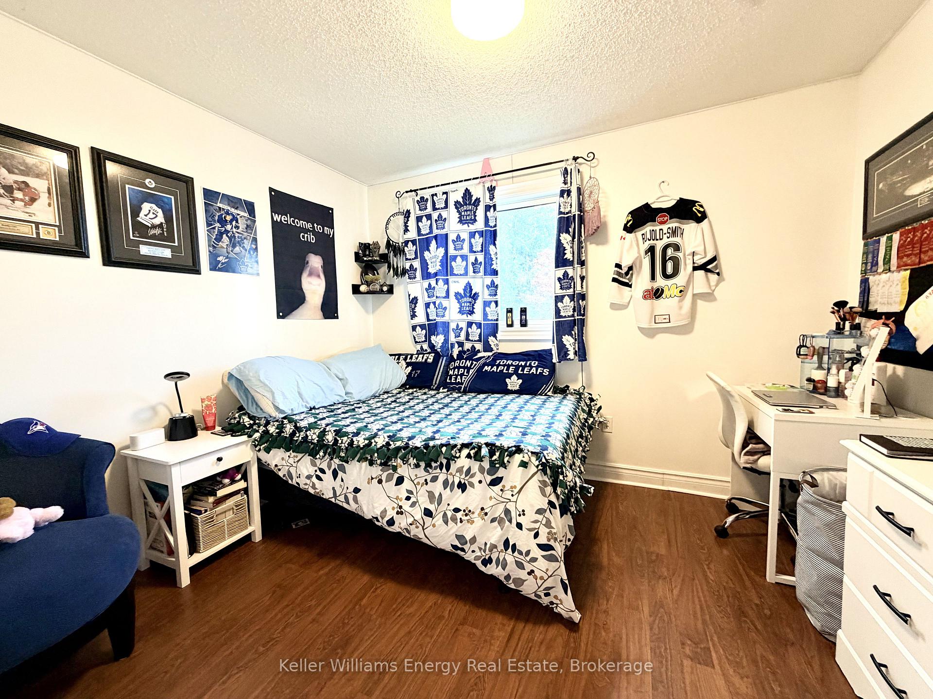 Photo 12 of 32 Trewin Lane, Clarington, Bowmanville — HOMEH