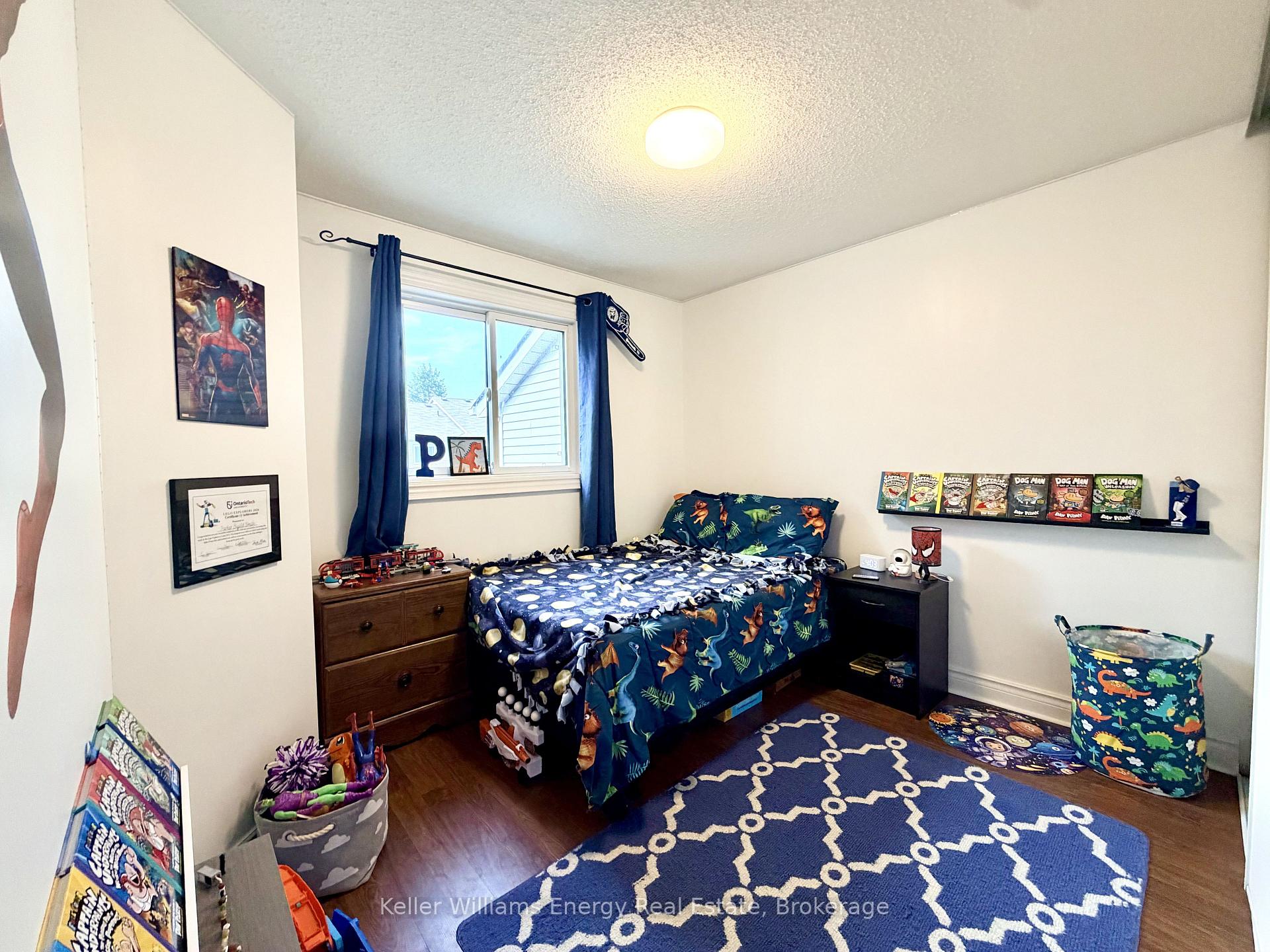 Photo 14 of 32 Trewin Lane, Clarington, Bowmanville — HOMEH