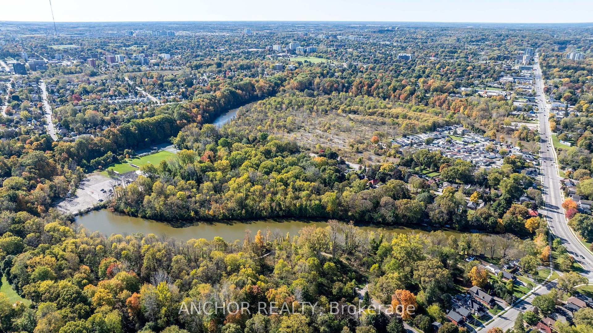 Photo 3 of 65 Cove Road, London, South D — HOMEH