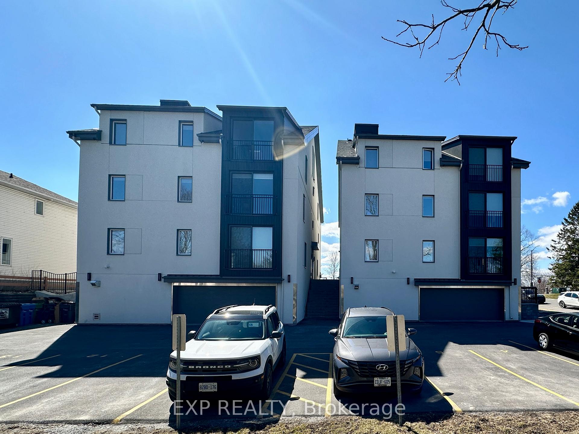 Photo 12 of Unit 100, 107 Mccurdy Drive, Ottawa, Kanata - Katimavik — HOMEH