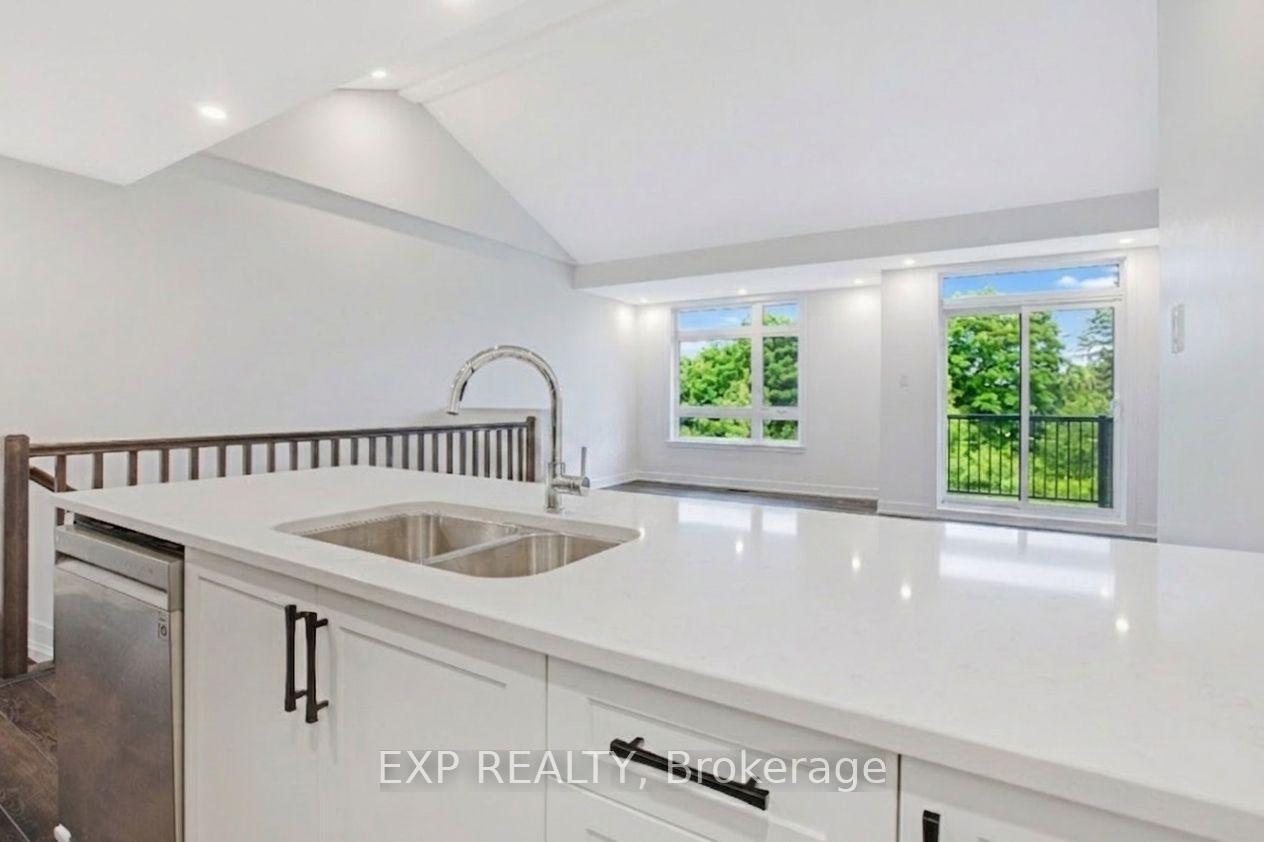 Photo 8 of Unit C, 380 Rolling Meadow Crescent, Ottawa, Mer Bleue/Bradley Estates/Anderson Park — HOMEH