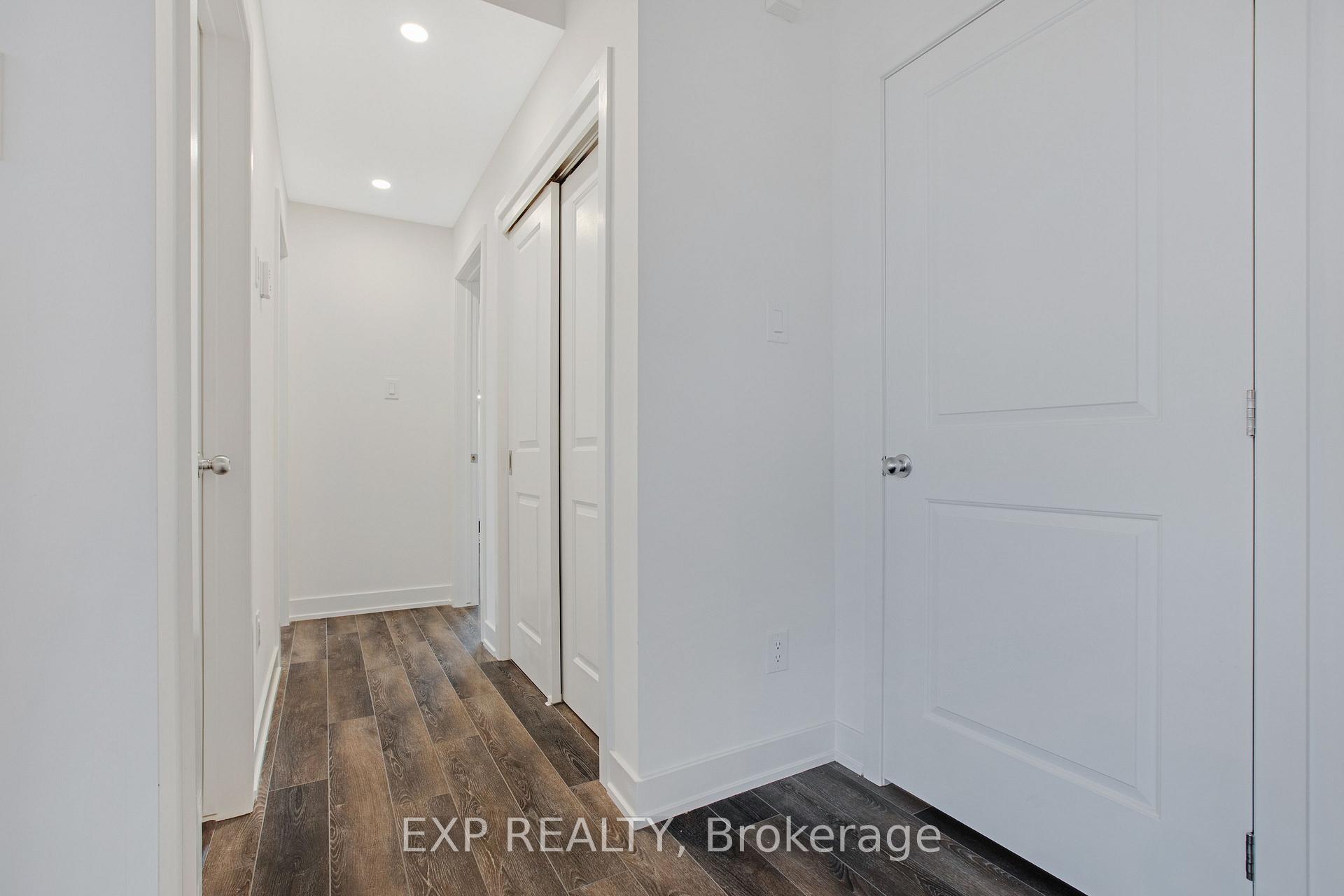 Photo 14 of Unit C, 380 Rolling Meadow Crescent, Ottawa, Mer Bleue/Bradley Estates/Anderson Park — HOMEH